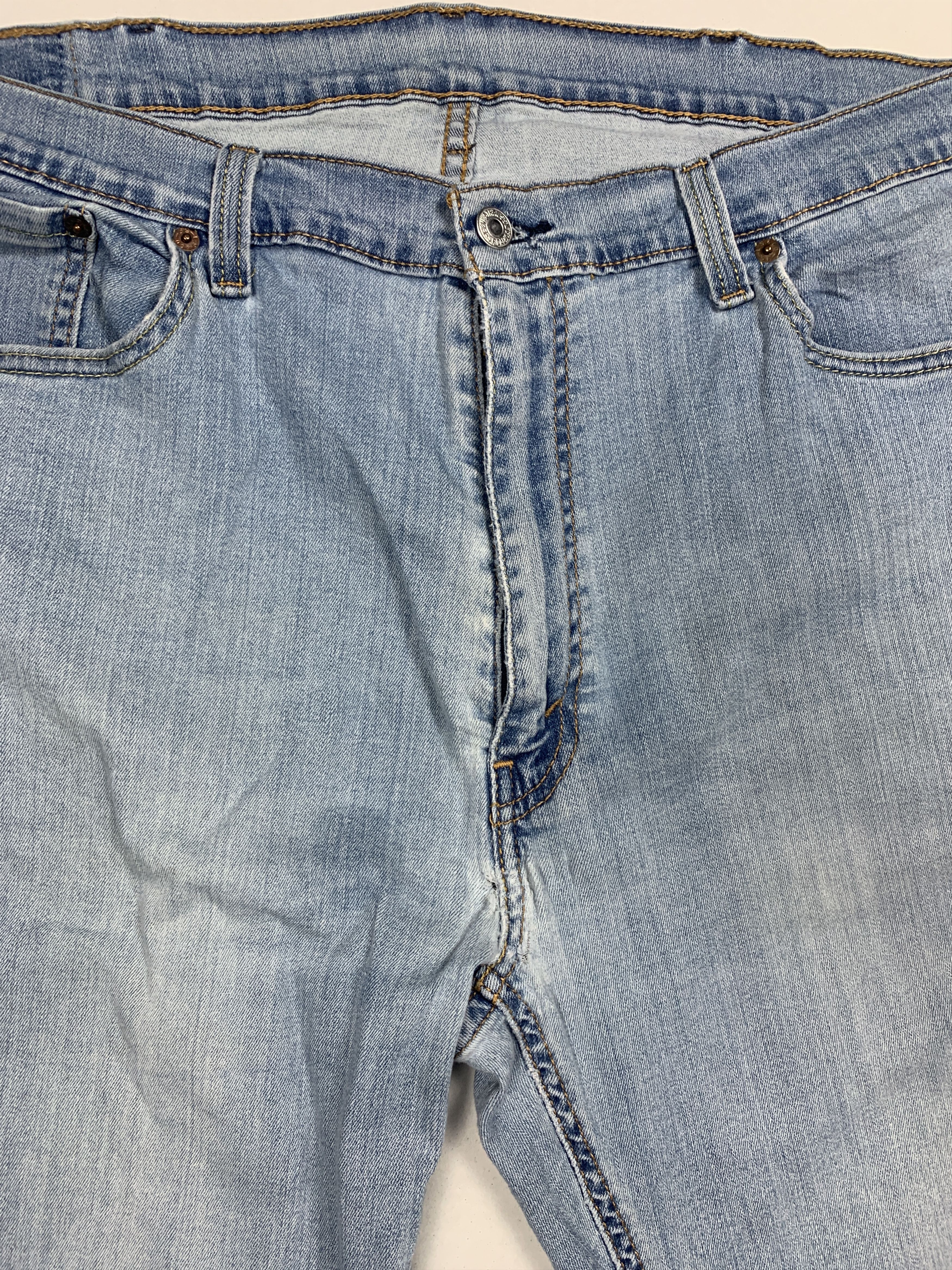 Levi's × Vintage Vintage LEVI'S 541 Distressed Faded Light Wash Jeans Size US 40 / EU 56 - 5 Thumbnail