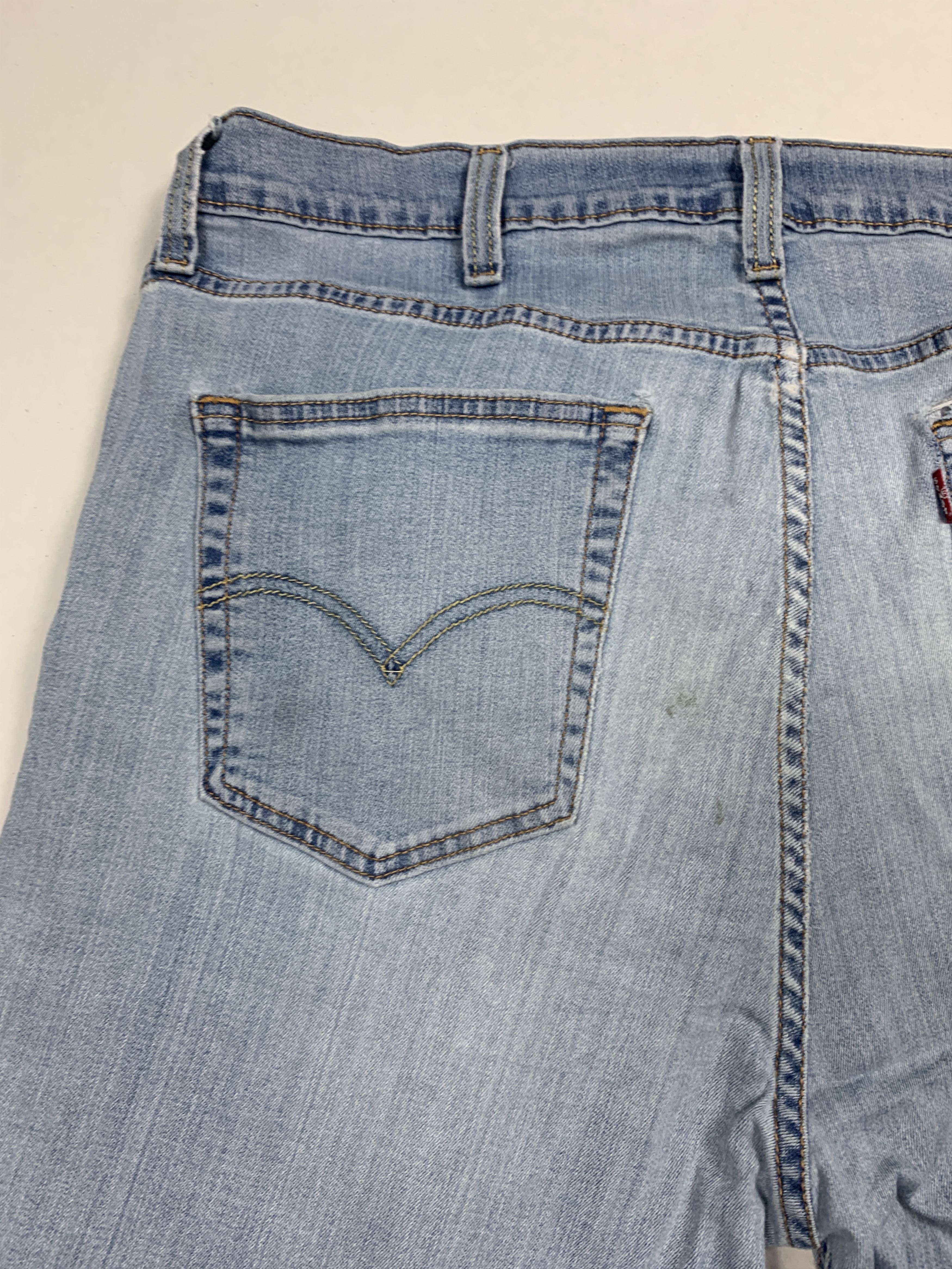 Levi's × Vintage Vintage LEVI'S 541 Distressed Faded Light Wash Jeans Size US 40 / EU 56 - 17 Thumbnail
