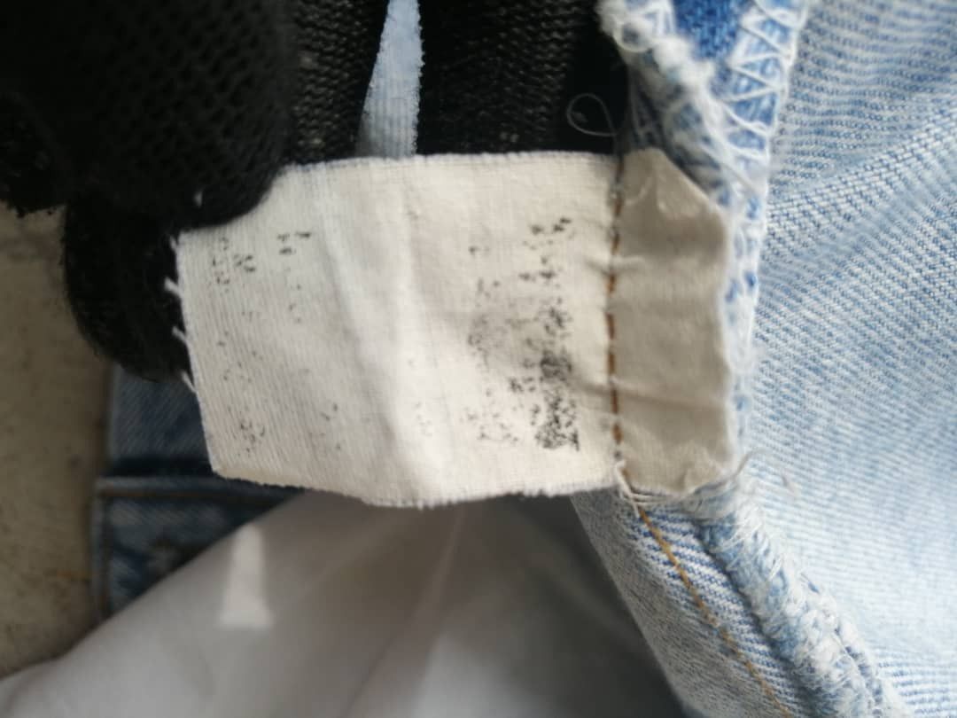 Levi's × Vintage 90s Light Wash Vintage Levi's 501 USA Jeans 36x30 Denim Size US 36 / EU 52 - 7 Thumbnail