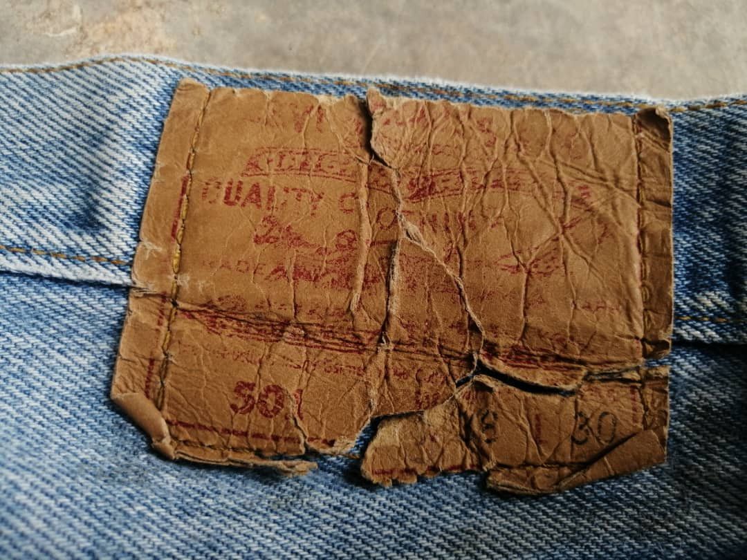 Levi's × Vintage 90s Light Wash Vintage Levi's 501 USA Jeans 36x30 Denim Size US 36 / EU 52 - 10 Thumbnail