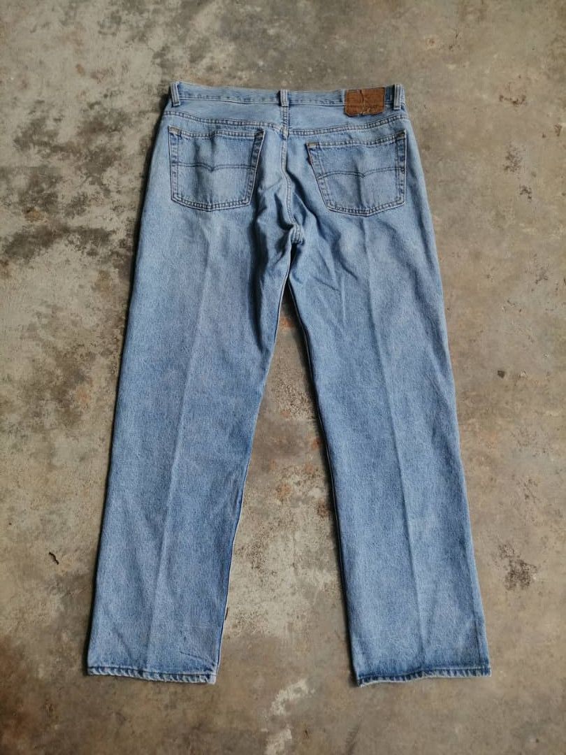 Levi's × Vintage 90s Light Wash Vintage Levi's 501 USA Jeans 36x30 Denim Size US 36 / EU 52 - 2 Thumbnail