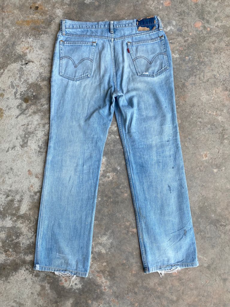 Levi's Vintage Clothing 90s Blue Wash Vintage Levi's 505 Jeans Distressed Denim Size US 34 / EU 50 - 2 Thumbnail