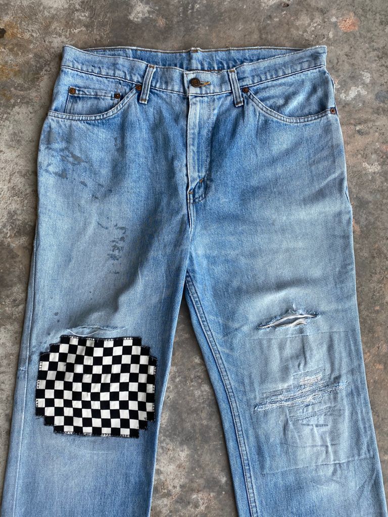 Levi's Vintage Clothing 90s Blue Wash Vintage Levi's 505 Jeans Distressed Denim Size US 34 / EU 50 - 3 Thumbnail