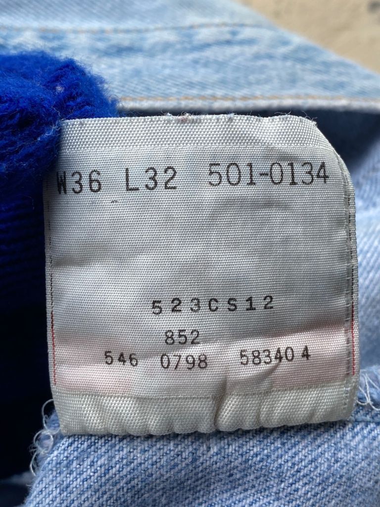 Levi's Light Wash Vintage Levi's 501 Jeans Made in USA 34x31 Size US 34 / EU 50 - 15 Thumbnail