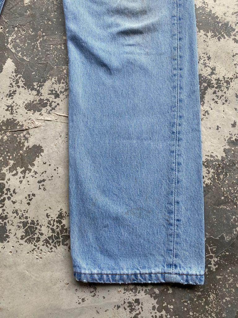 Levi's Light Wash Vintage Levi's 501 Jeans Made in USA 34x31 Size US 34 / EU 50 - 9 Thumbnail