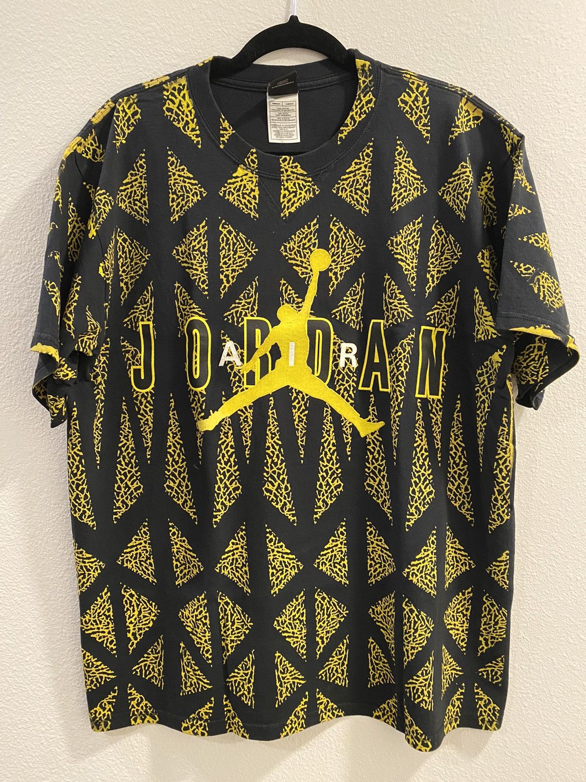 Jordan Brand × Nike Jordan Vintage Elephant Print Tee Size US L / EU 52-54 / 3 - 1 Thumbnail