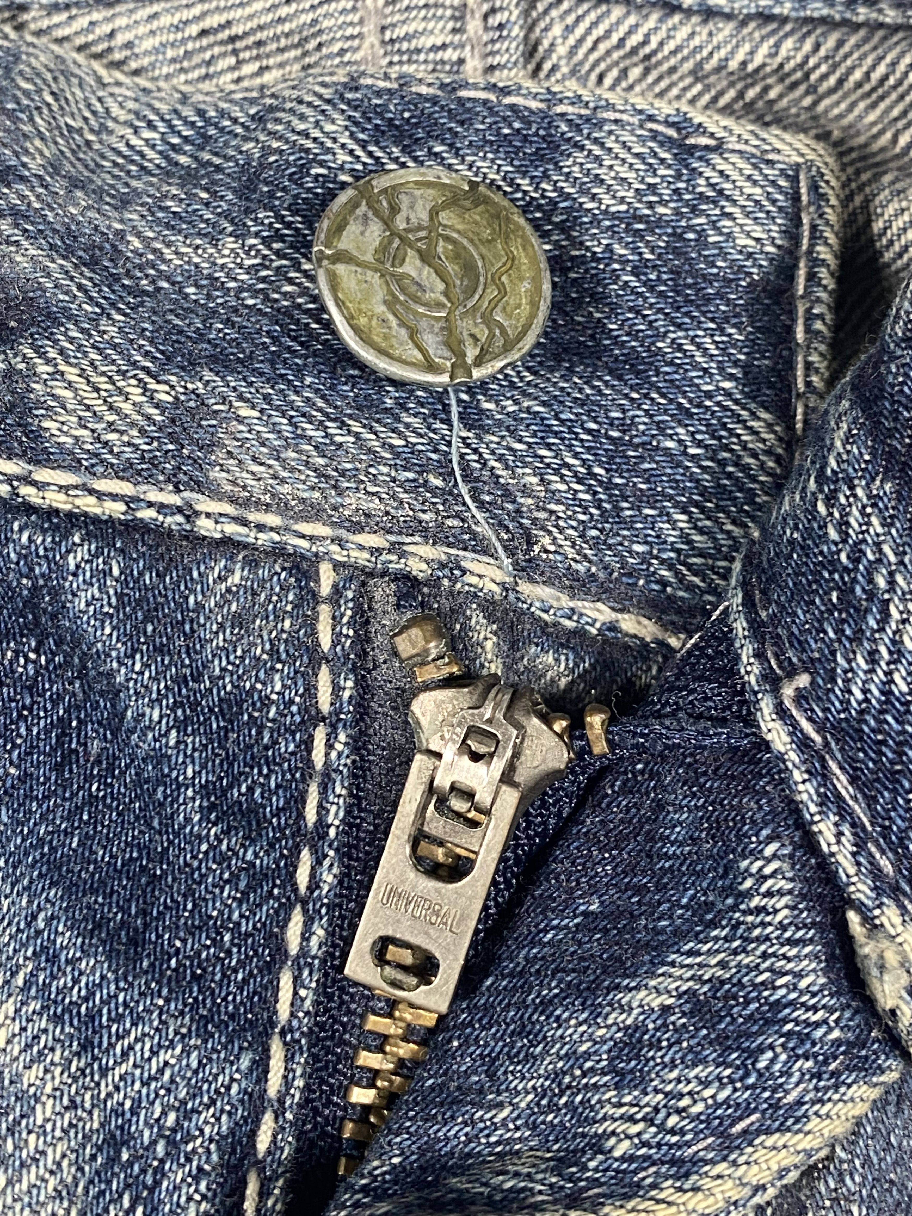 GOSTAR DE FUGA RARE🔥FUGA Japanese Rusty Distressed Mini Bootcut Jeans Size 31" - 7 Thumbnail