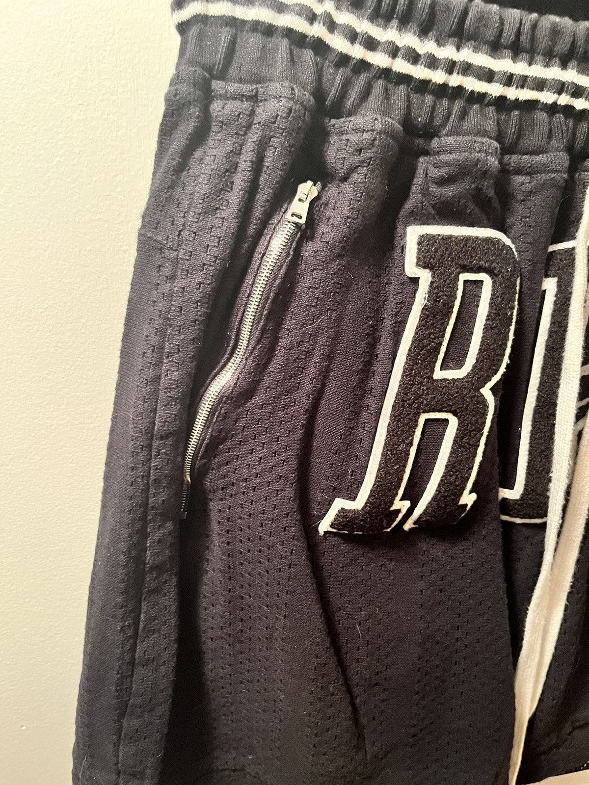 Represent Clo. Represent “rep” mesh shorts- Size S Size US 30 / EU 46 - 2 Thumbnail