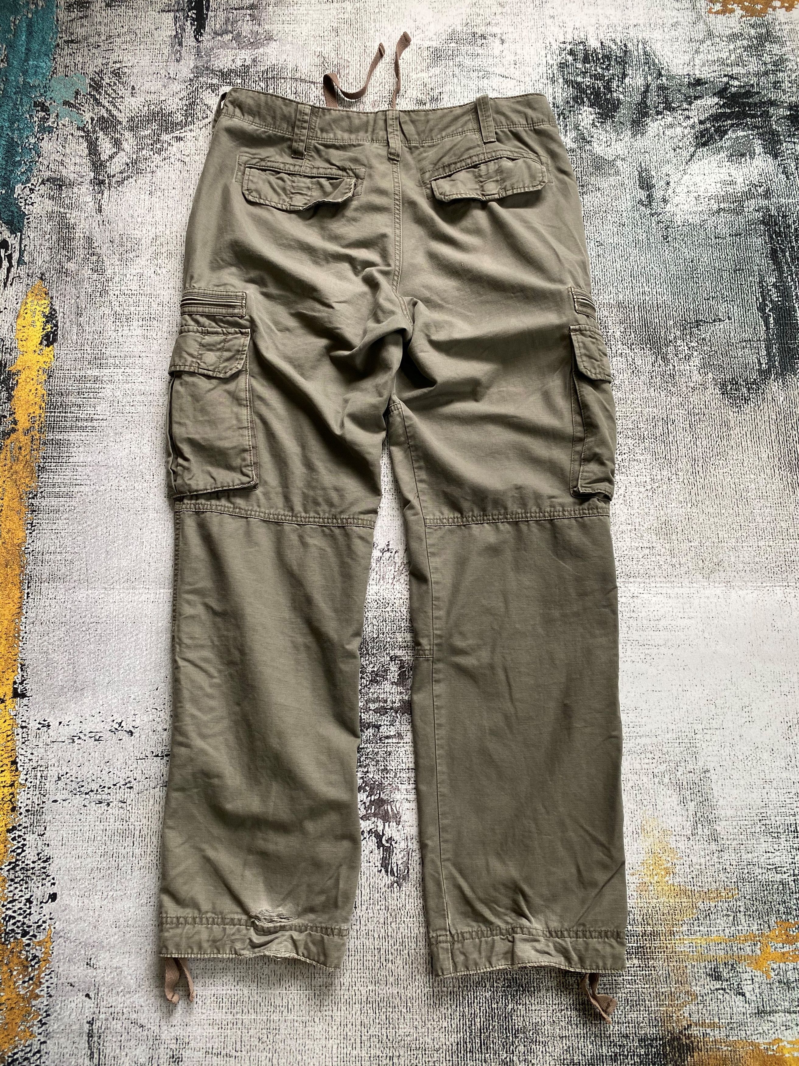 Japanese Brand RARE🔥Japanese Parachute Cargo Pants Multi Pocket Bondage Size US 34 / EU 50 - 2 Thumbnail