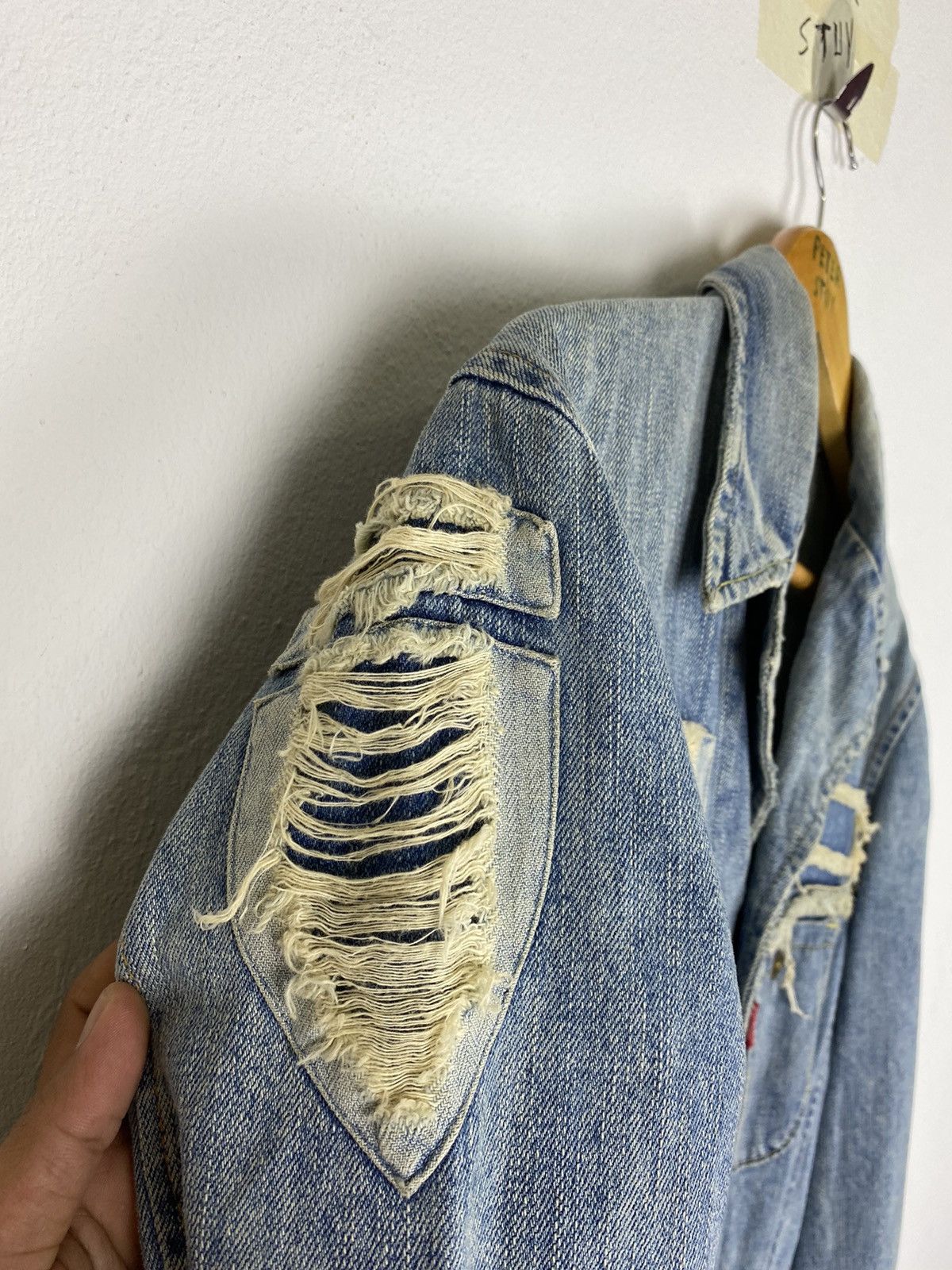 Levi's Levi’s Premium Red Tab Distress Jacket - Medium Size Size US M / EU 48-50 / 2 - 9 Thumbnail