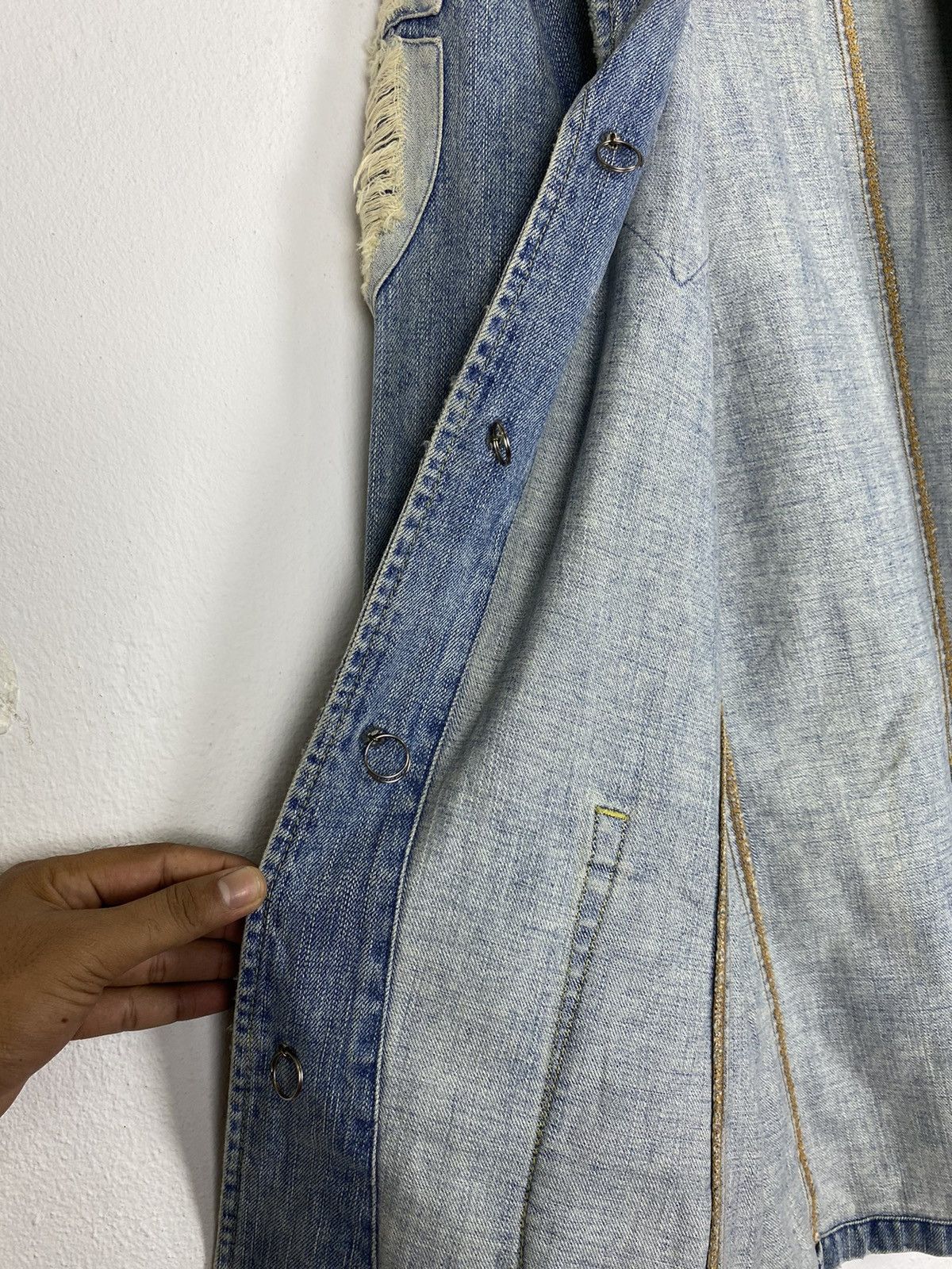 Levi’s Premium Red Tab Distress Jacket - Medium Size