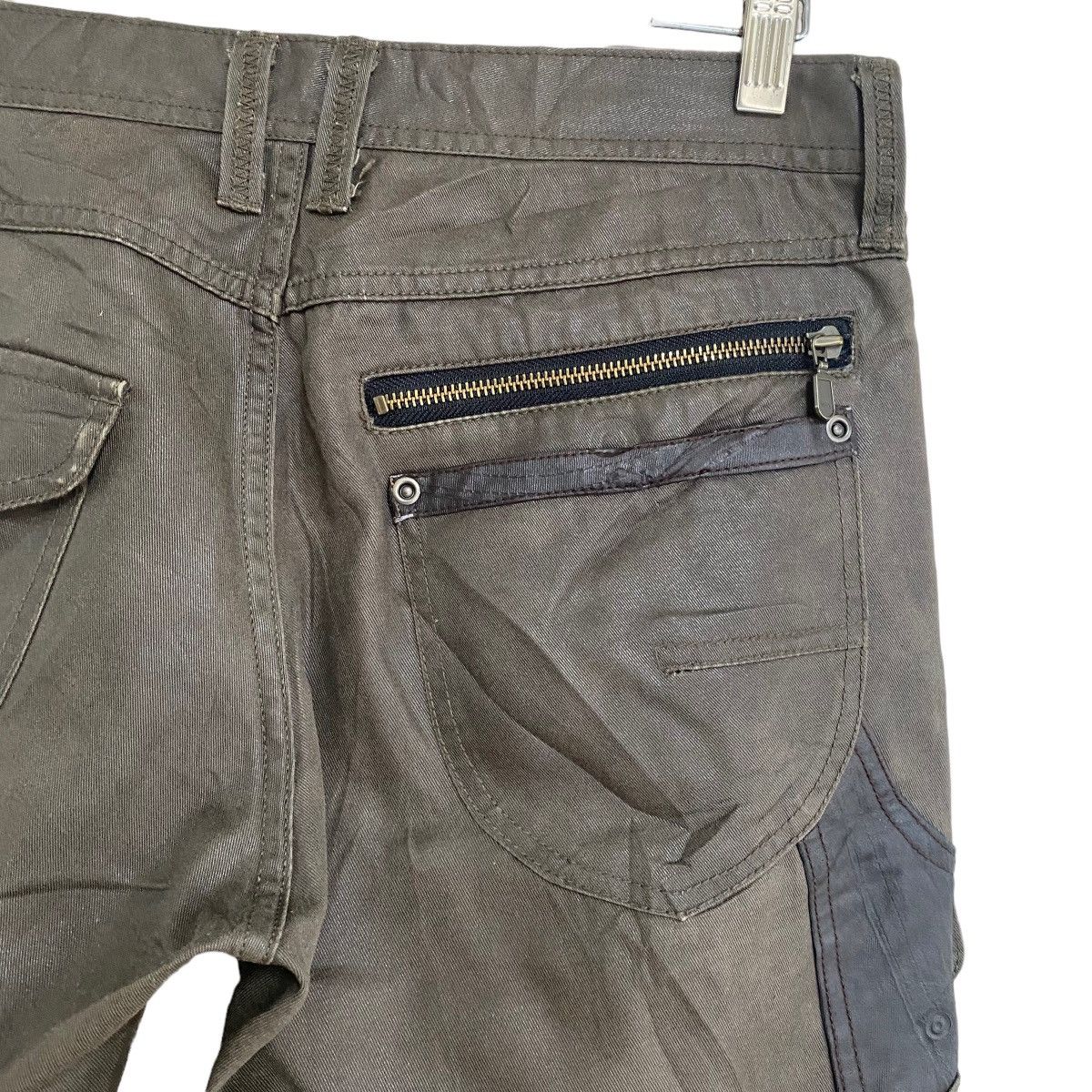 Japanese Brand DIFFERENCE RUPERT Coated Wax Cargo Bondage Flare Pants Size US 31 - 12 Thumbnail