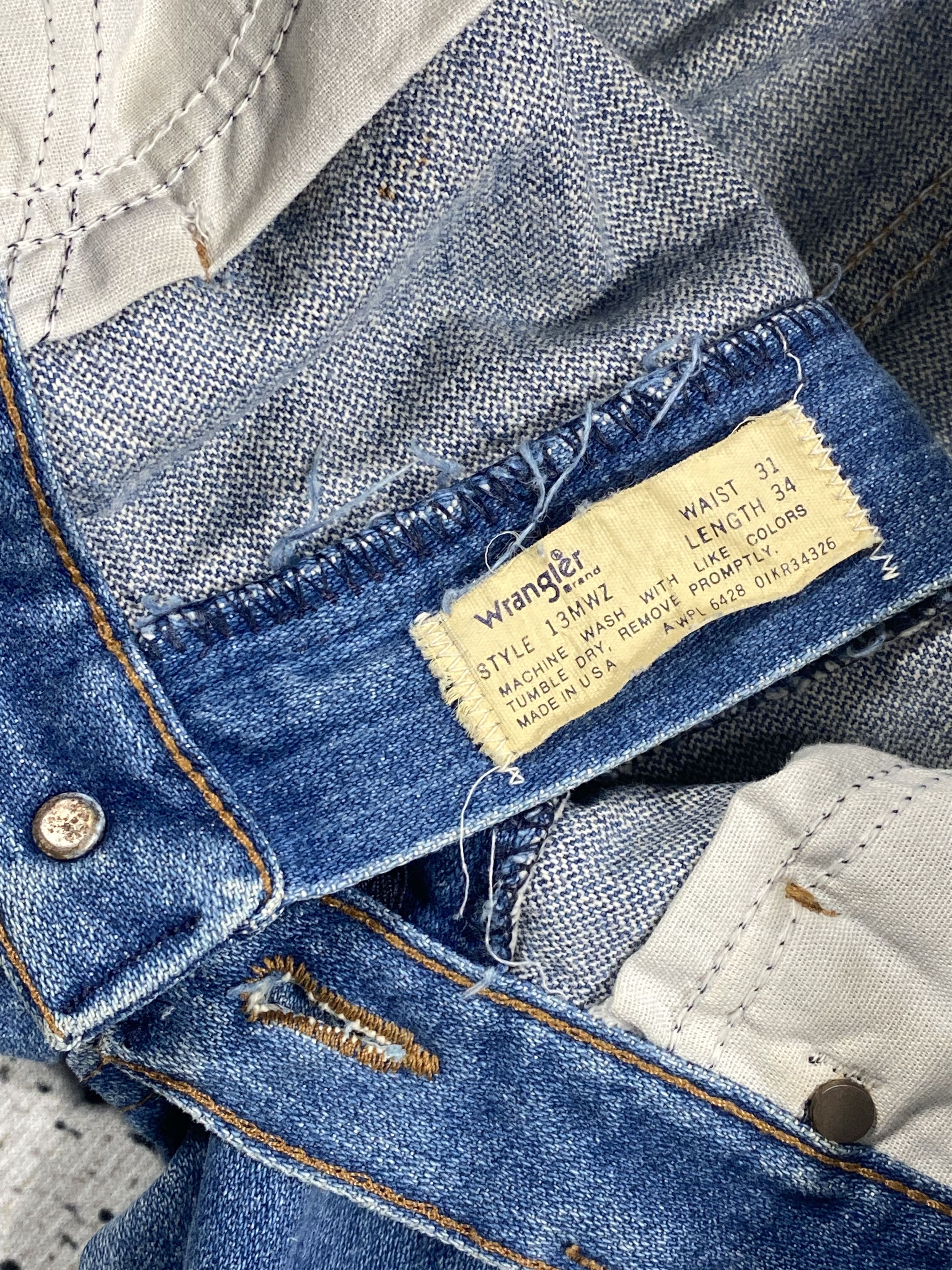 Wrangler RARE🔥Vintage Wrangler Ideal Zipper Painters Released Hem Size US 28 / EU 44 - 8 Thumbnail