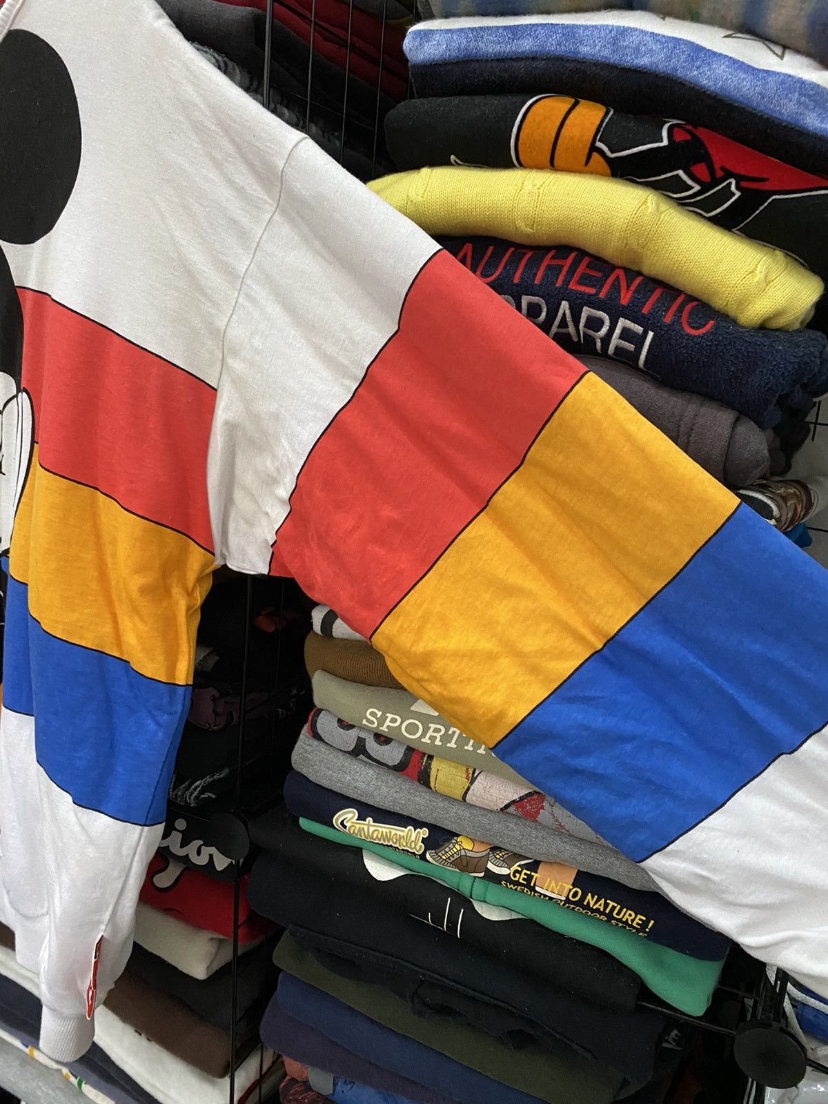 Disney × Mickey Mouse × Vintage Vintage Mickey Mouse Reversible Sweater Size US L / EU 52-54 / 3 - 7 Thumbnail