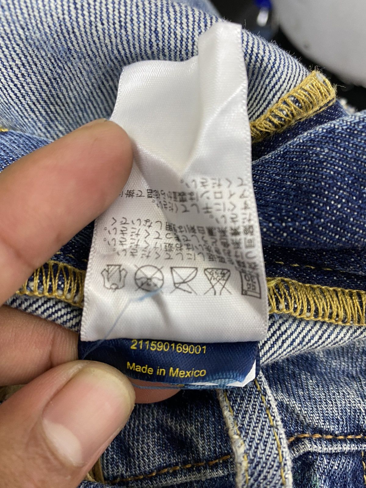 Polo Ralph Lauren 🔥POLO RALPH LAURENT PAINTED DISTRESS DENIME Size US 33 - 16 Thumbnail