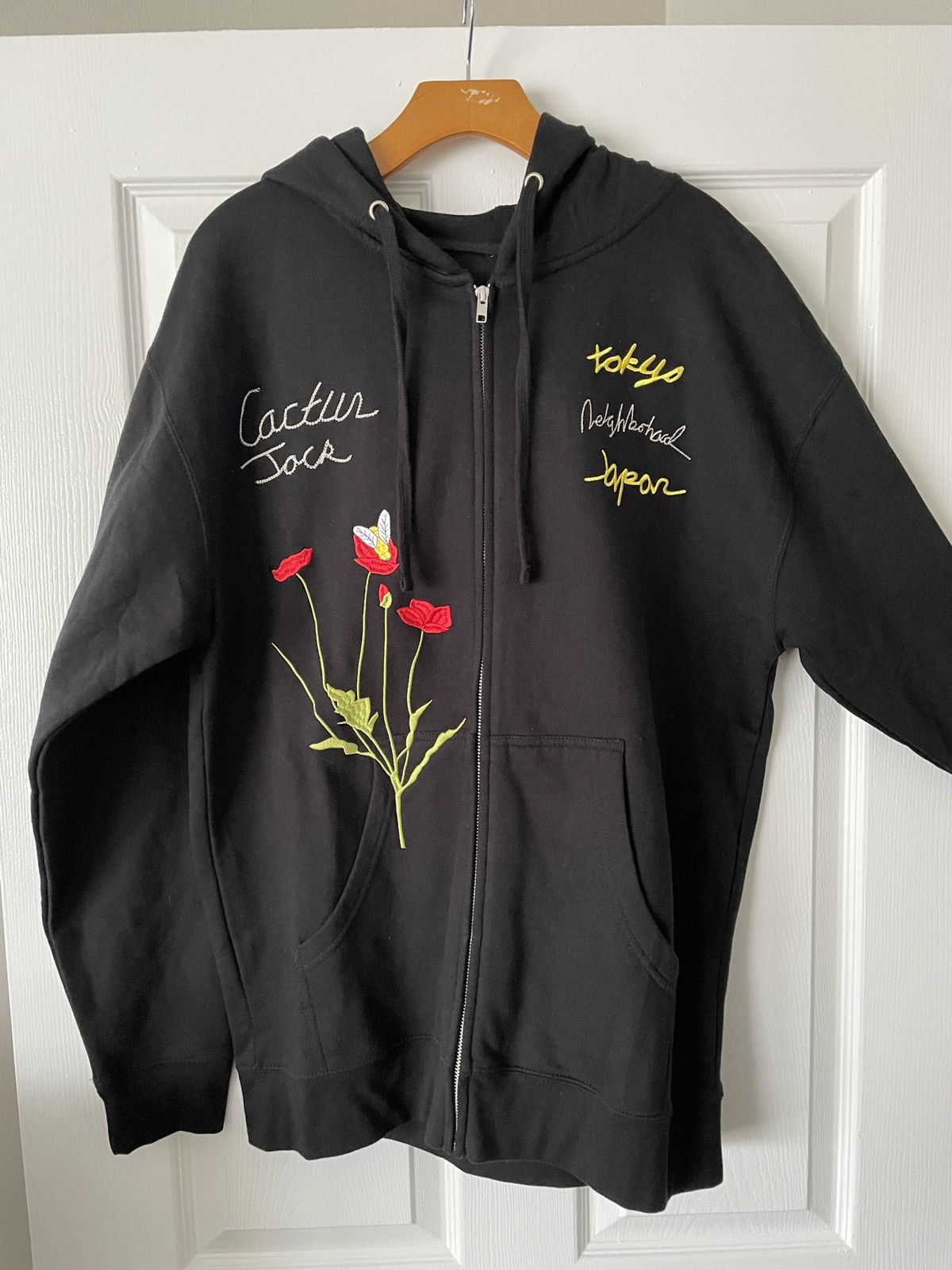 neighborhood x travis scott