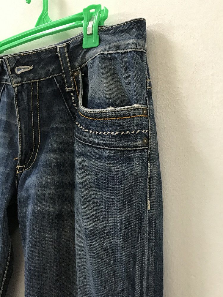 Robins Jeans ROBINS JEANS Made in Usa Slightly Rips Studded Denim Size US 31 - 13 Thumbnail