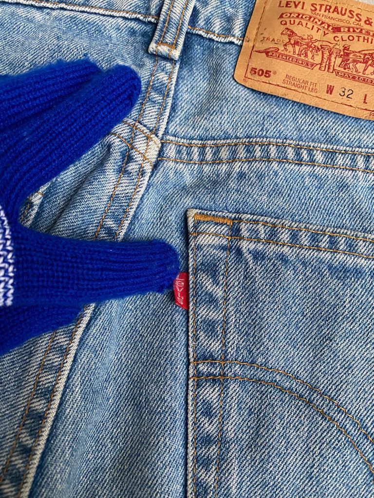 Levi's × Vintage Vintage 90s Light Wash Levi's 505 Jeans Rusty Dirty Effect Size US 31 - 15 Thumbnail