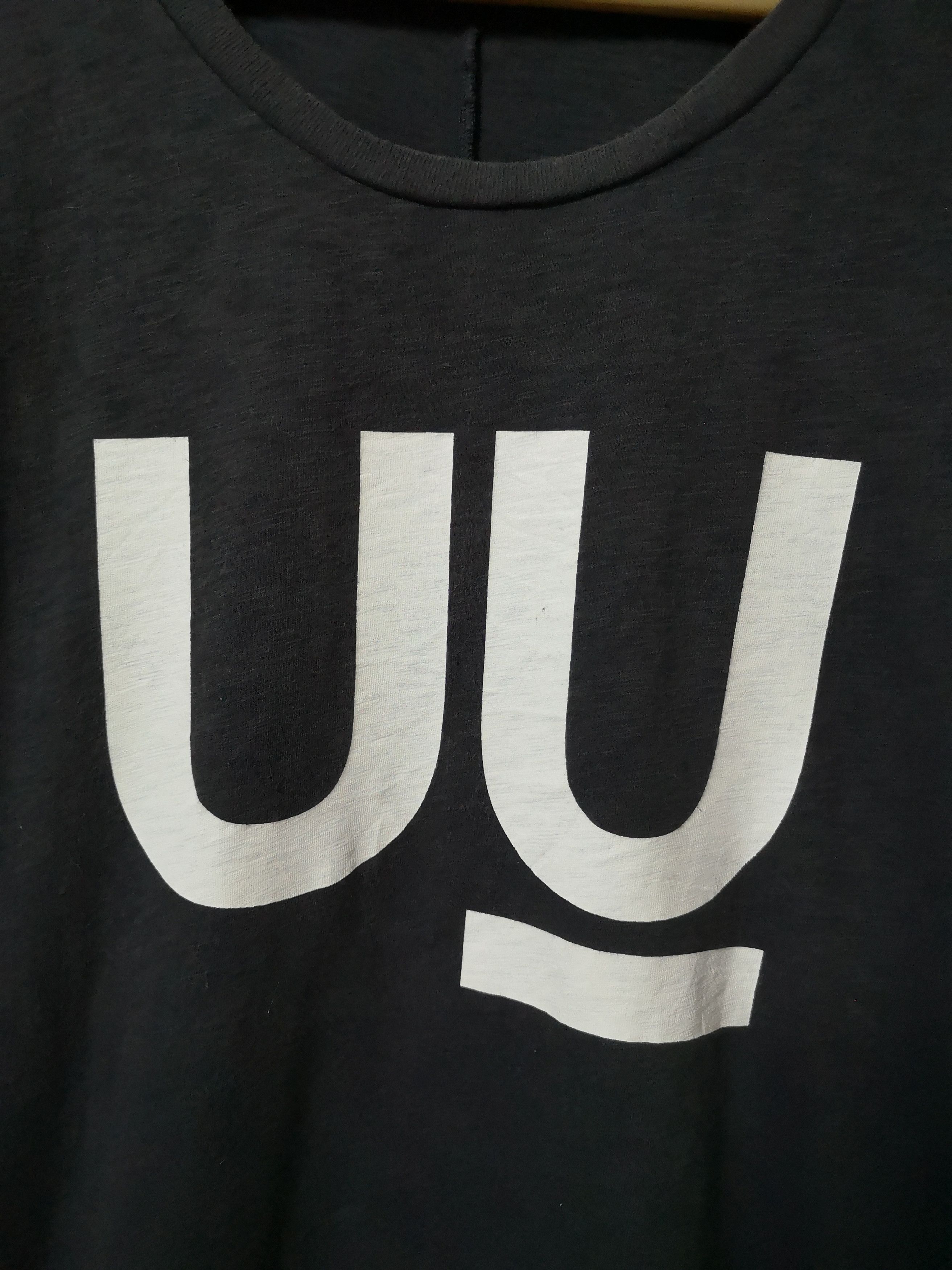 Jun Takahashi Uniqlo Undercover Big Logo Tee Size US S / EU 44-46 / 1 - 2 Thumbnail