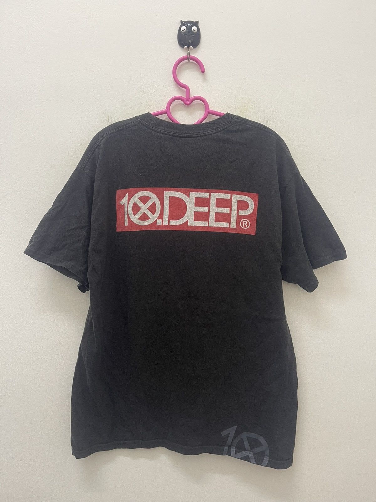 10 Deep Rare 10 DEEP Graffiti DOA Spell Out Size US M / EU 48-50 / 2 - 2 Thumbnail