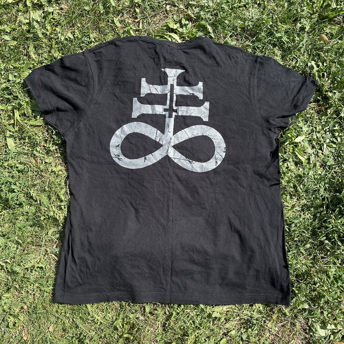 Vintage Vintage Y2K Pentagram Graphic Tee Dark Punk Streetwear M Size US M / EU 48-50 / 2 - 5 Thumbnail