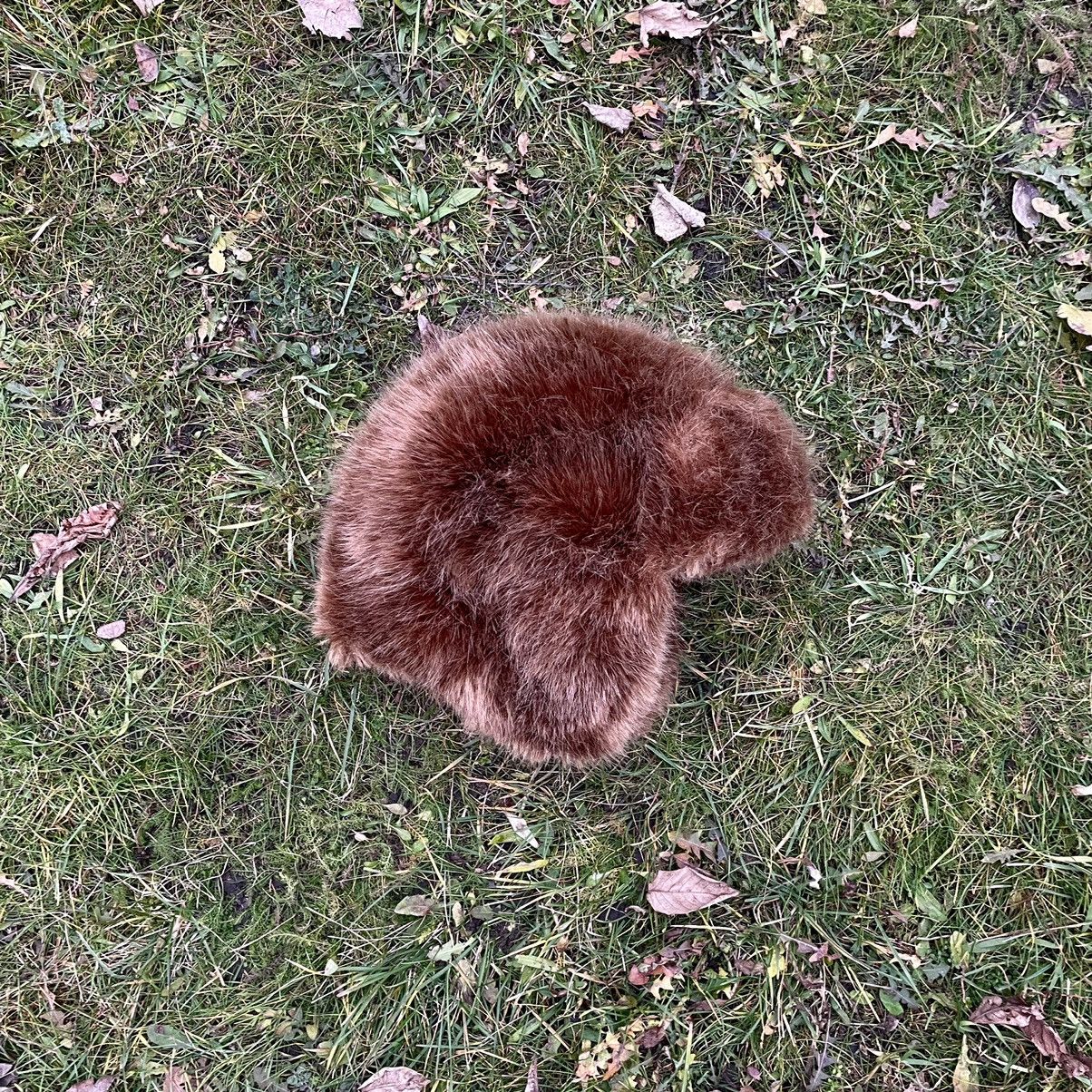 Vintage Vintage 90s Mohair Beanie Brown Fuzzy Streetwear Alt Goth OS Size ONE SIZE - 2 Thumbnail