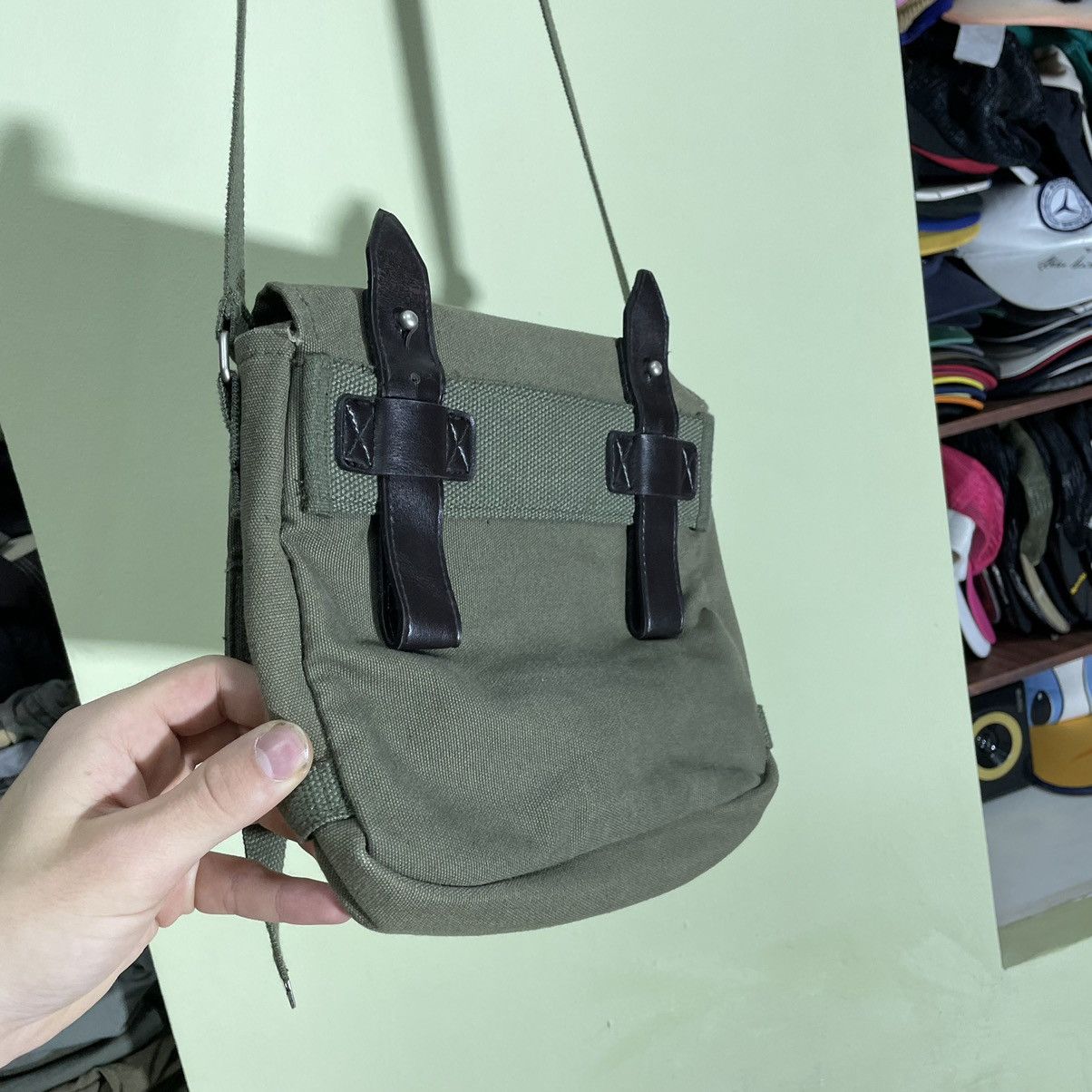 Vintage Vintage Y2K Khaki Canvas Crossbody Bag Streetwear Cropped OS Size ONE SIZE - 10 Thumbnail