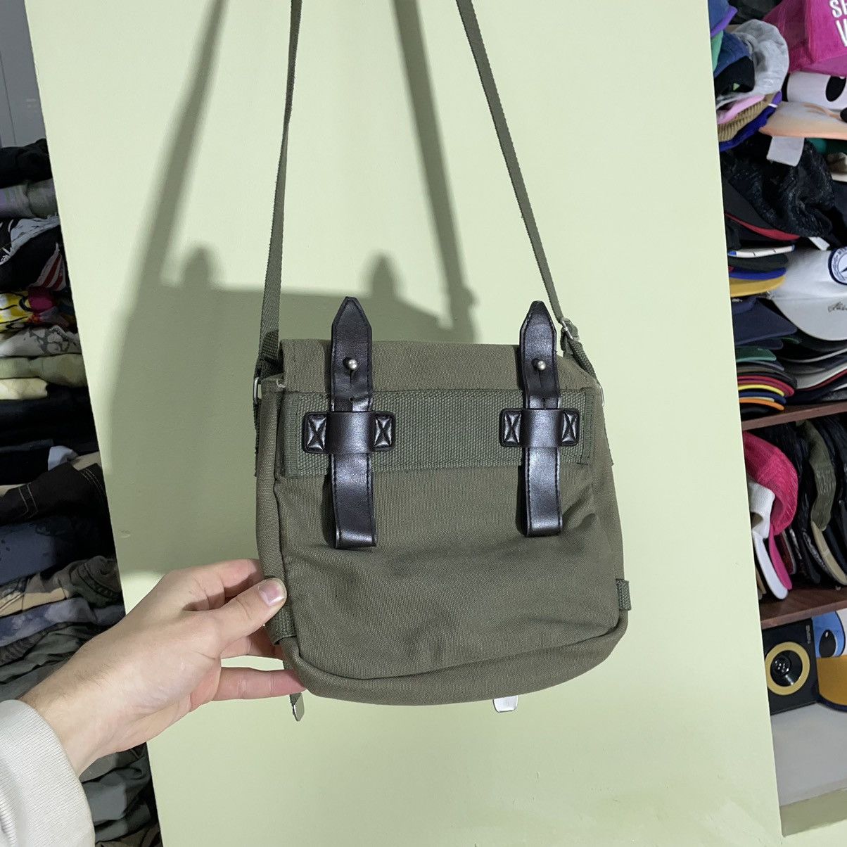 Vintage Vintage Y2K Khaki Canvas Crossbody Bag Streetwear Cropped OS Size ONE SIZE - 9 Thumbnail