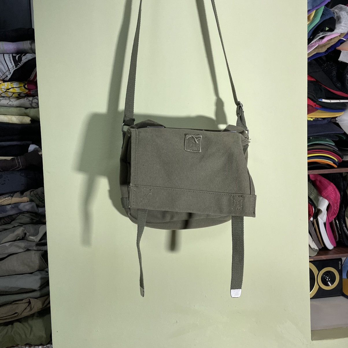 Vintage Vintage Y2K Khaki Canvas Crossbody Bag Streetwear Cropped OS Size ONE SIZE - 8 Thumbnail