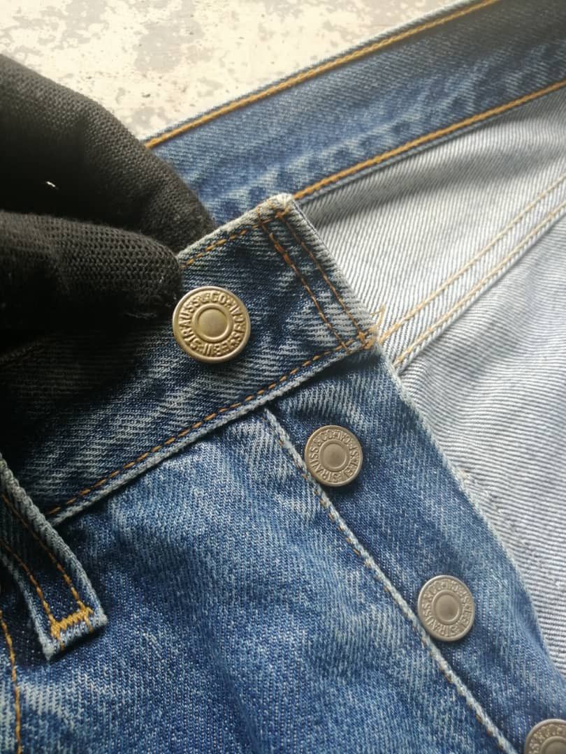 Levi's 90s Vintage Light Wash Levi’s 501 Distressed Denim 30x32 Size US 30 / EU 46 - 7 Thumbnail