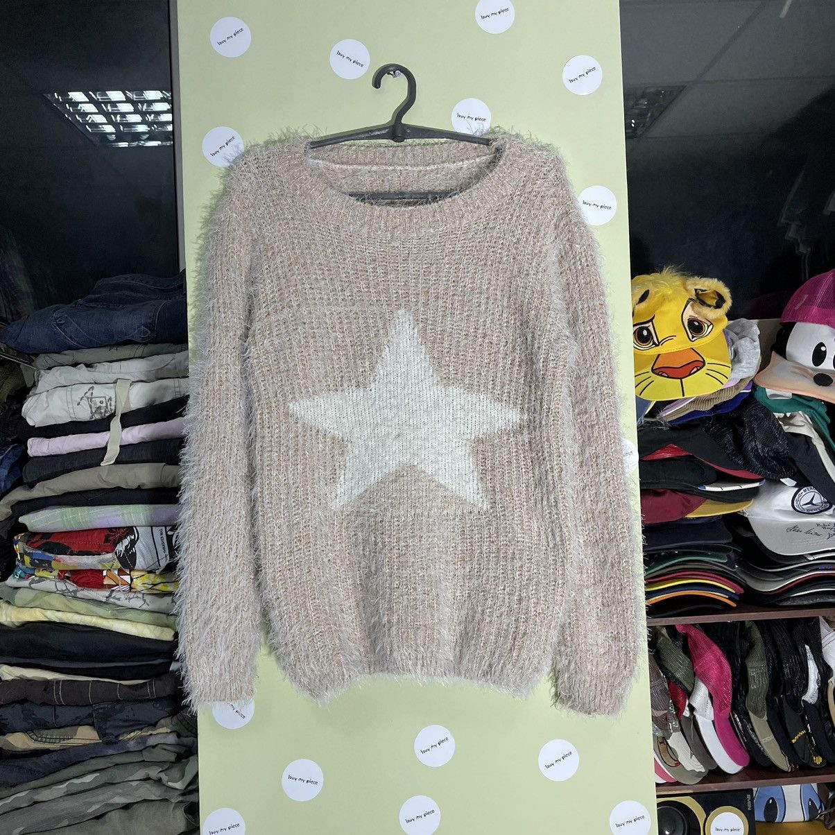 Vintage Vintage Y2K Cream Star Graphic Sweater Indie Preppy Baggy M Size M / US 6-8 / IT 42-44 - 1 Thumbnail