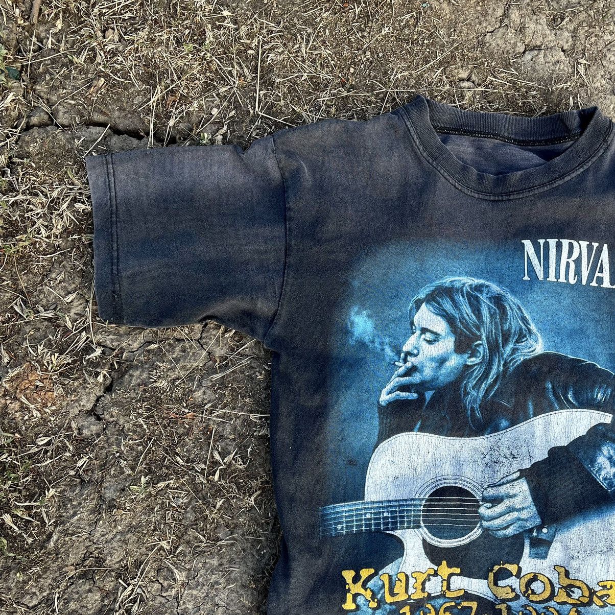 Vintage Vintage 90s Sun Faded Nirvana Band Graphic Tee Grunge Slim M Size US M / EU 48-50 / 2 - 5 Thumbnail