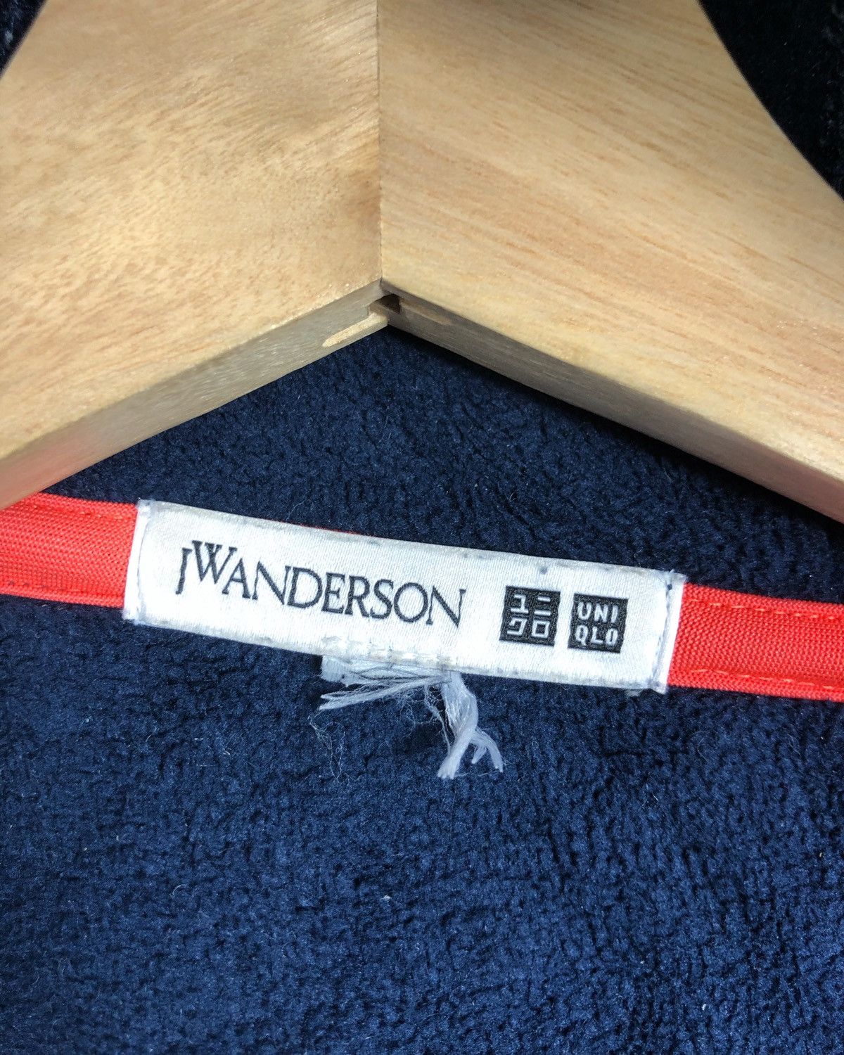 JW Anderson × Uniqlo Rare Uniqlo X J.W. Anderson Fleece Hoodie Sweatshirt Size US M / EU 48-50 / 2 - 10 Thumbnail