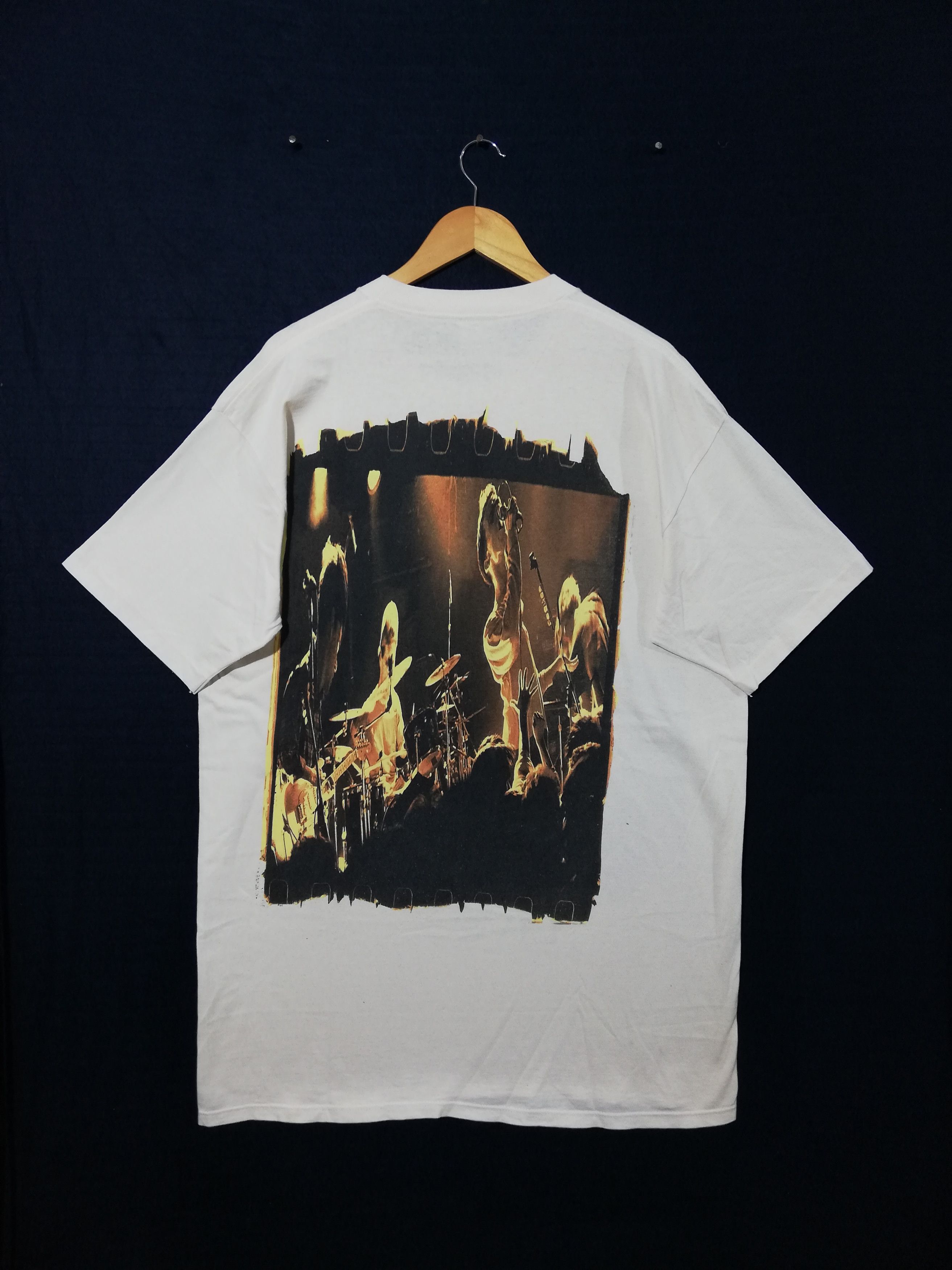Band Tees × Vintage Vintage 90's Live Band T-shirt Size US XL / EU 56 / 4 - 2 Thumbnail