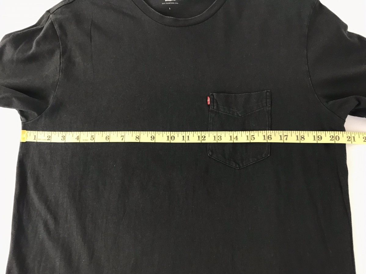 Levi's Vintage Levi’s Singgle Pocket Design Tee Size US M / EU 48-50 / 2 - 10 Thumbnail
