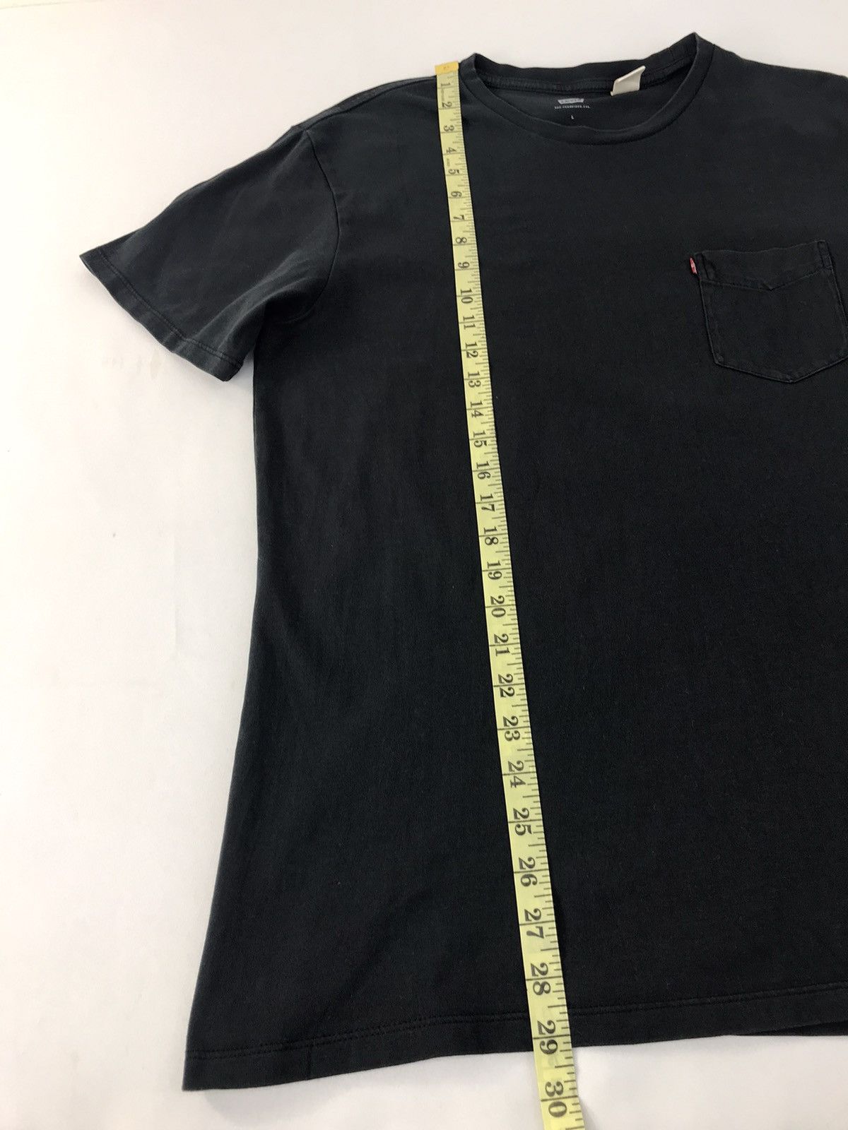 Levi's Vintage Levi’s Singgle Pocket Design Tee Size US M / EU 48-50 / 2 - 11 Thumbnail