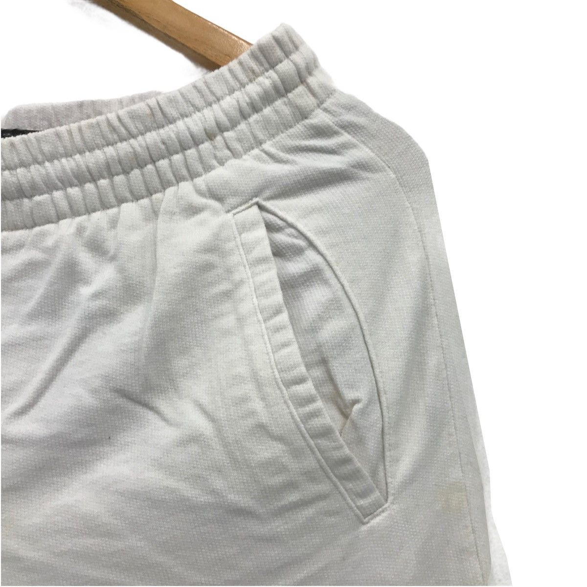 Adidas × Vintage Vintage Adidas Sweatpant Adidas Three Stripes AdidasTrefoil Size US 28 / EU 44 - 4 Thumbnail