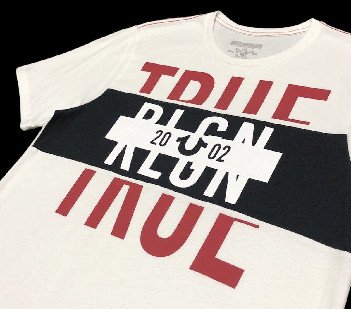 True Religion Authentic True Religion 2002 World Tour T-shrit Size US M / EU 48-50 / 2 - 3 Thumbnail