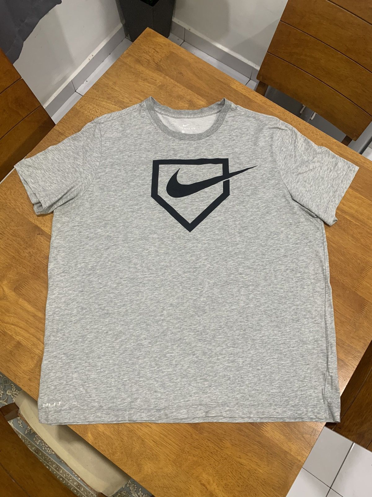 Nike Swoosh Tshirt