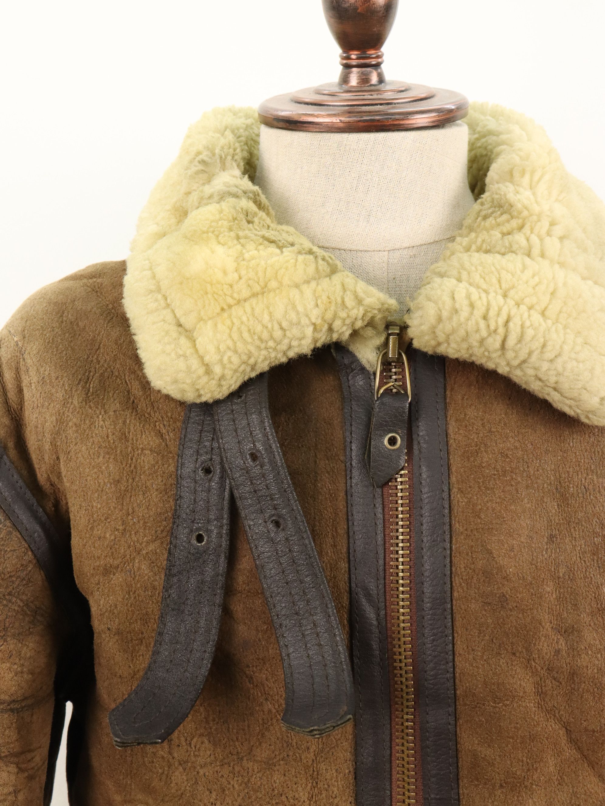 Vtg Avirex B-3 USAAF Shearling Leather Flight Bomber Jacket