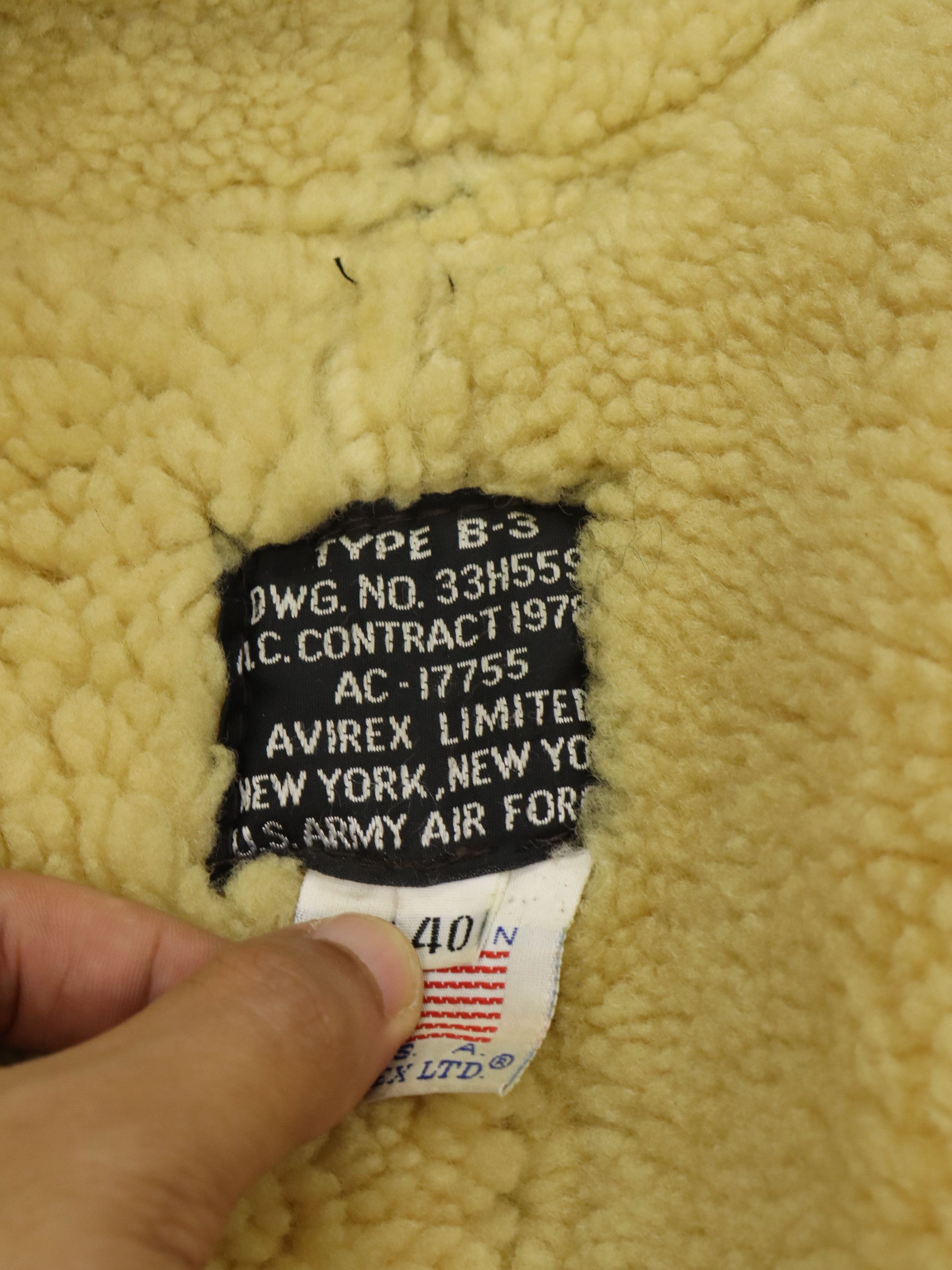Avirex × Vintage Vtg Avirex B-3 USAAF Shearling Leather Flight Bomber Jacket Size US M / EU 48-50 / 2 - 4 Thumbnail