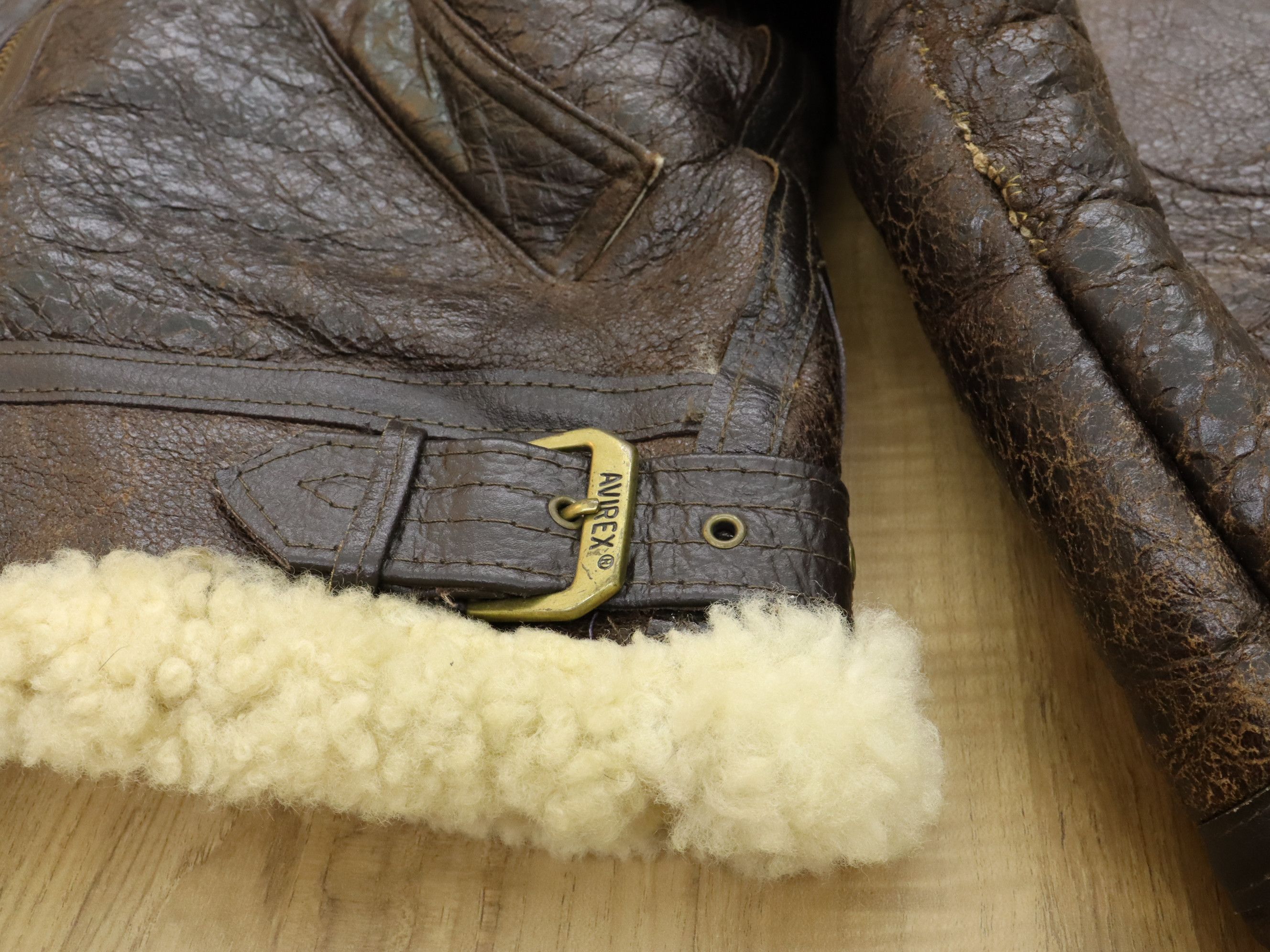 Avirex Vtg. Avirex Type B-3 Leather Sheepskin Flight Bomber Jacket Size US M / EU 48-50 / 2 - 20 Thumbnail