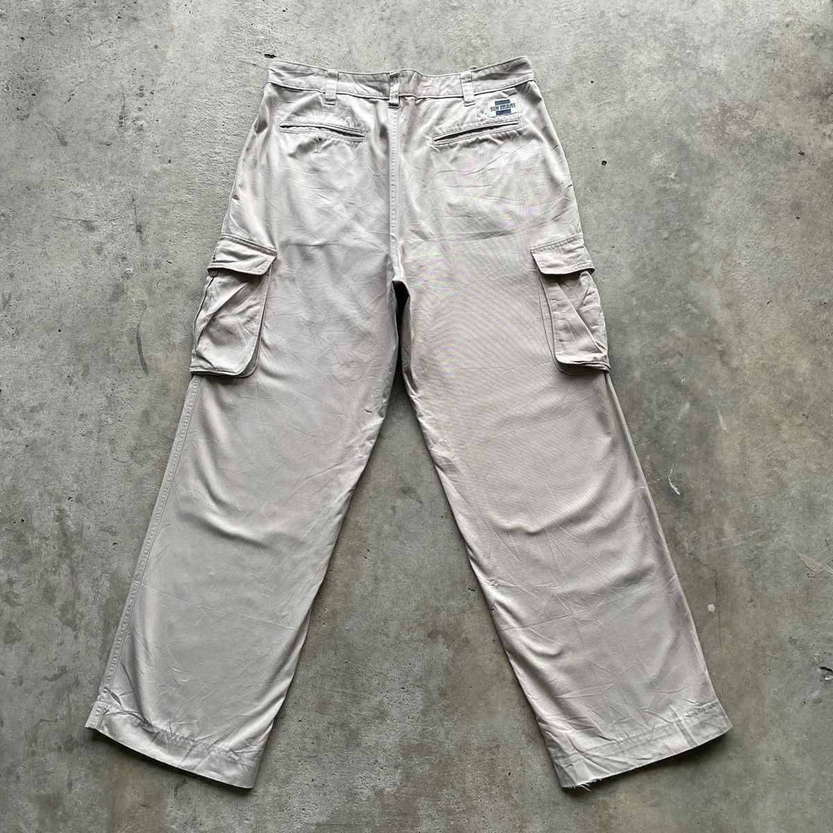image of Vintage Sun Braves Cream Multipocket Tactical Cargo Pants, Men's (Size 35)