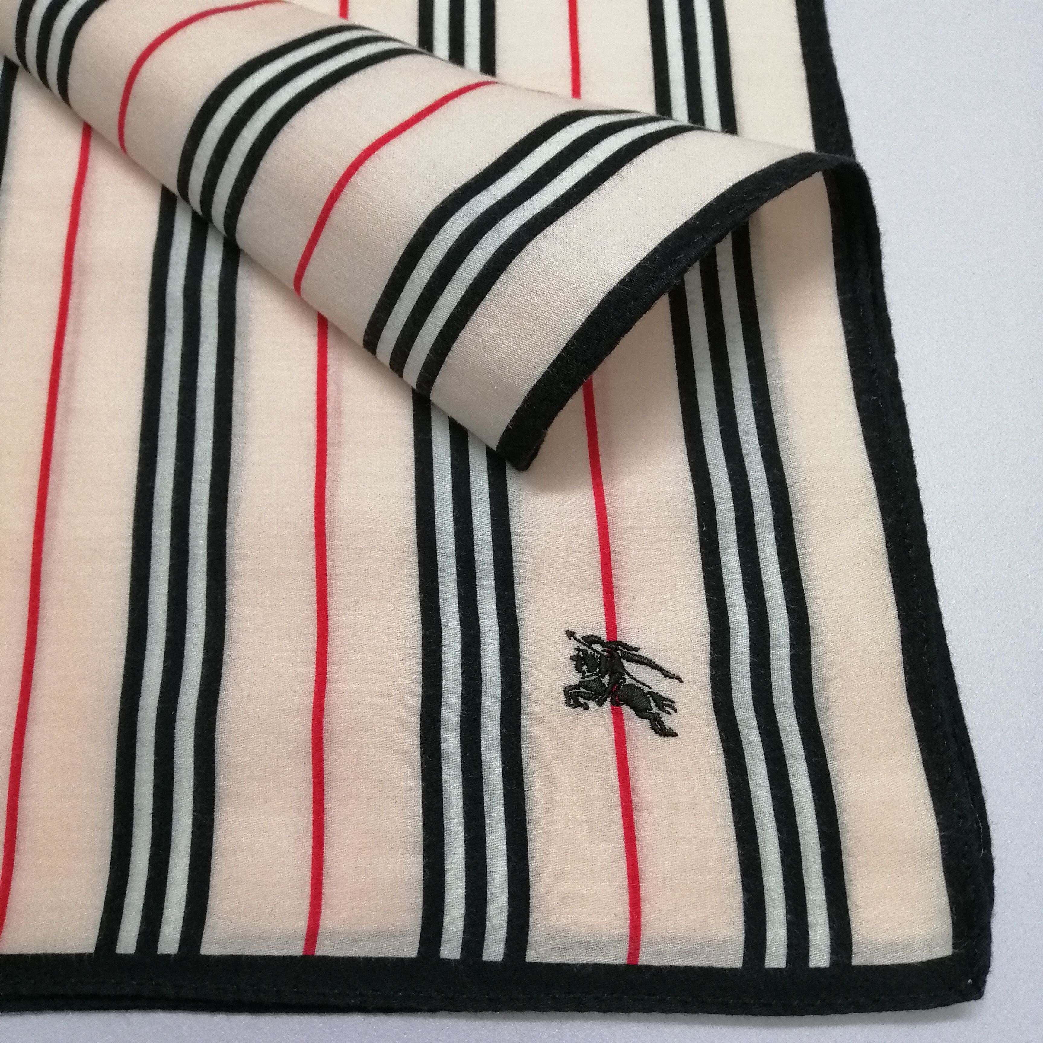 Burberry × Vintage Vintage Burberry Handkerchief/Neckerchief/Bandana-KD2002 Size ONE SIZE - 3 Thumbnail