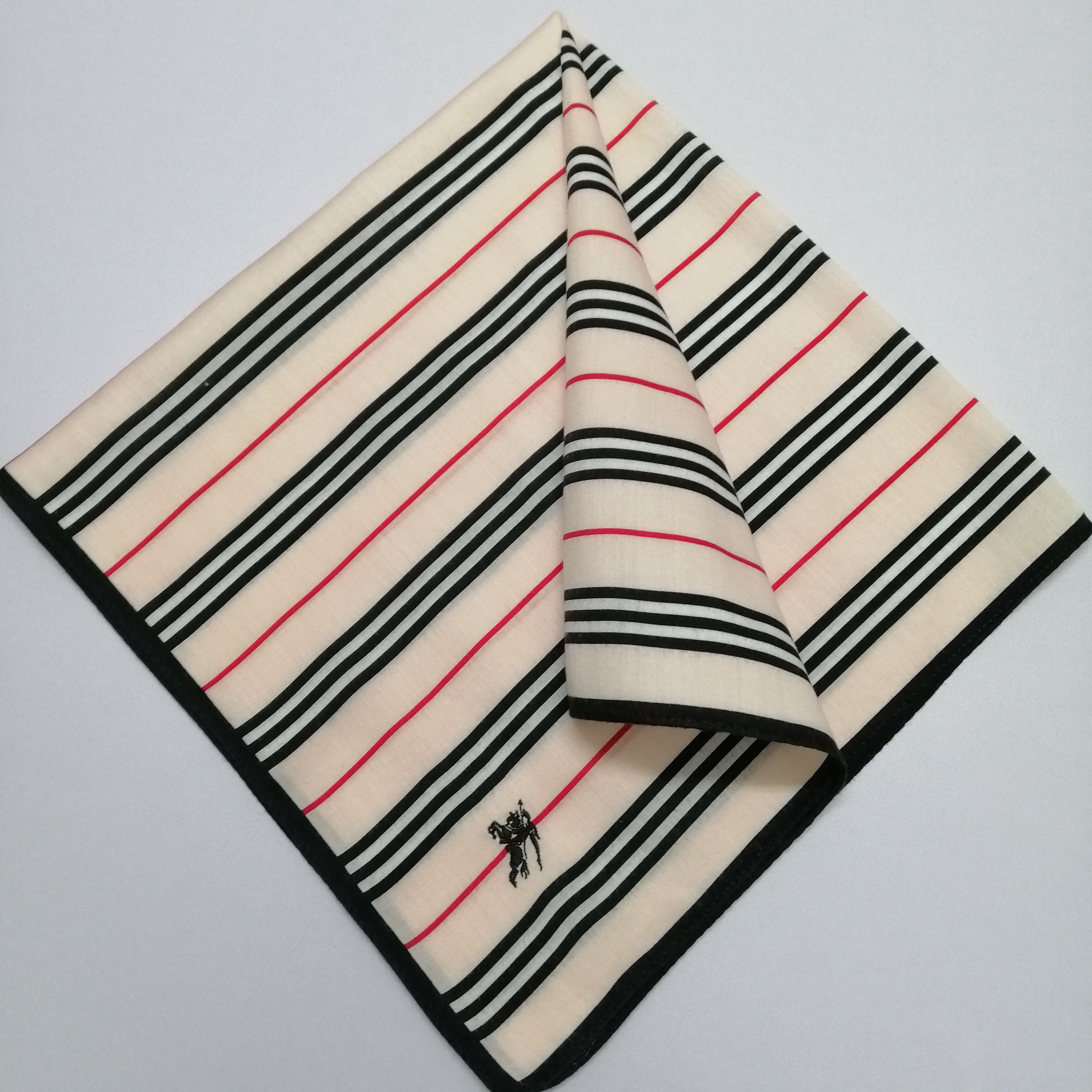 Burberry × Vintage Vintage Burberry Handkerchief/Neckerchief/Bandana-KD2002 Size ONE SIZE - 1 Thumbnail