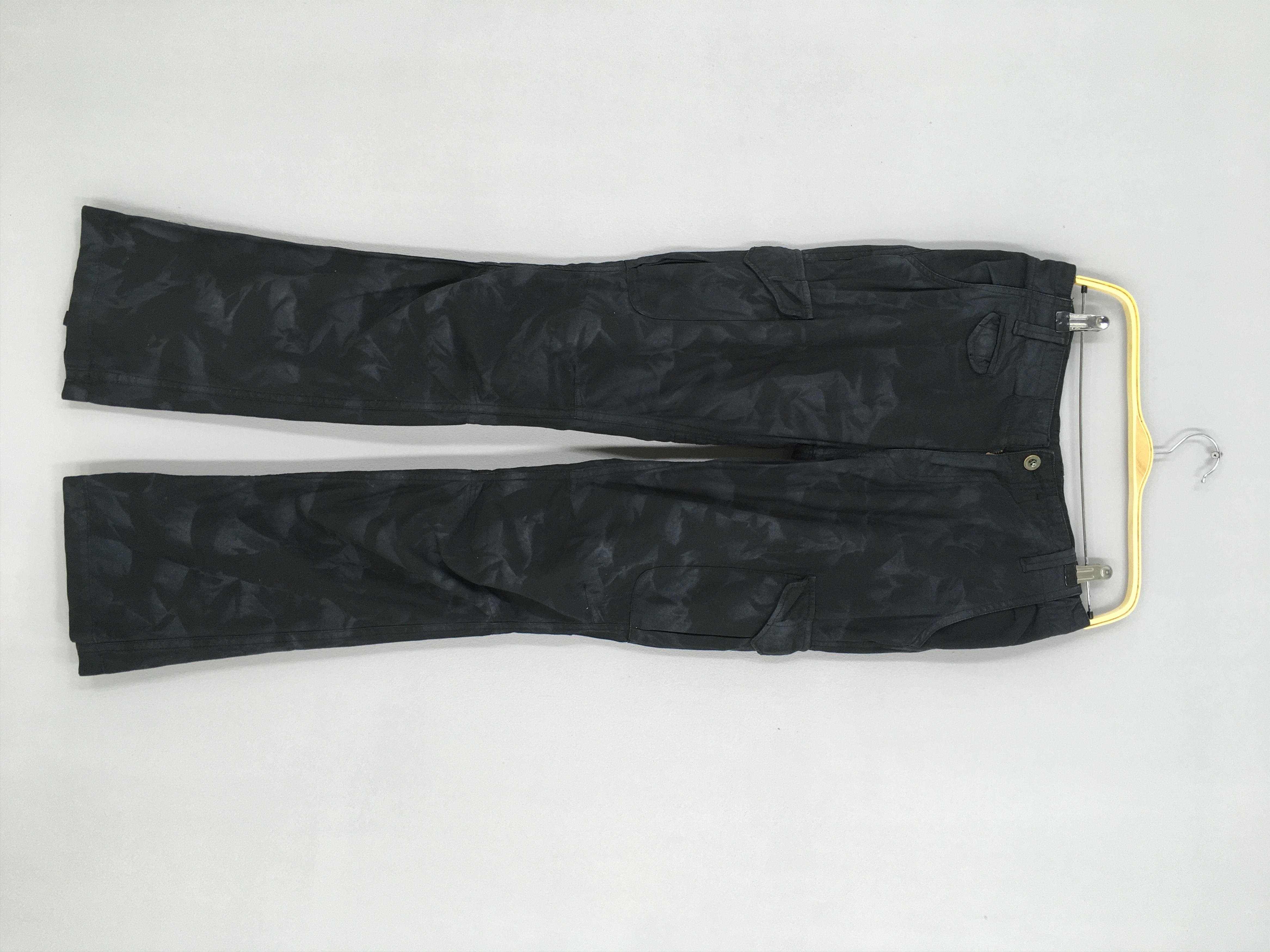 image of If Six Was Nine Size 32X31 Vintage Japan Wide Leg Flare Bootcut Cargo Pants in Black, Men's