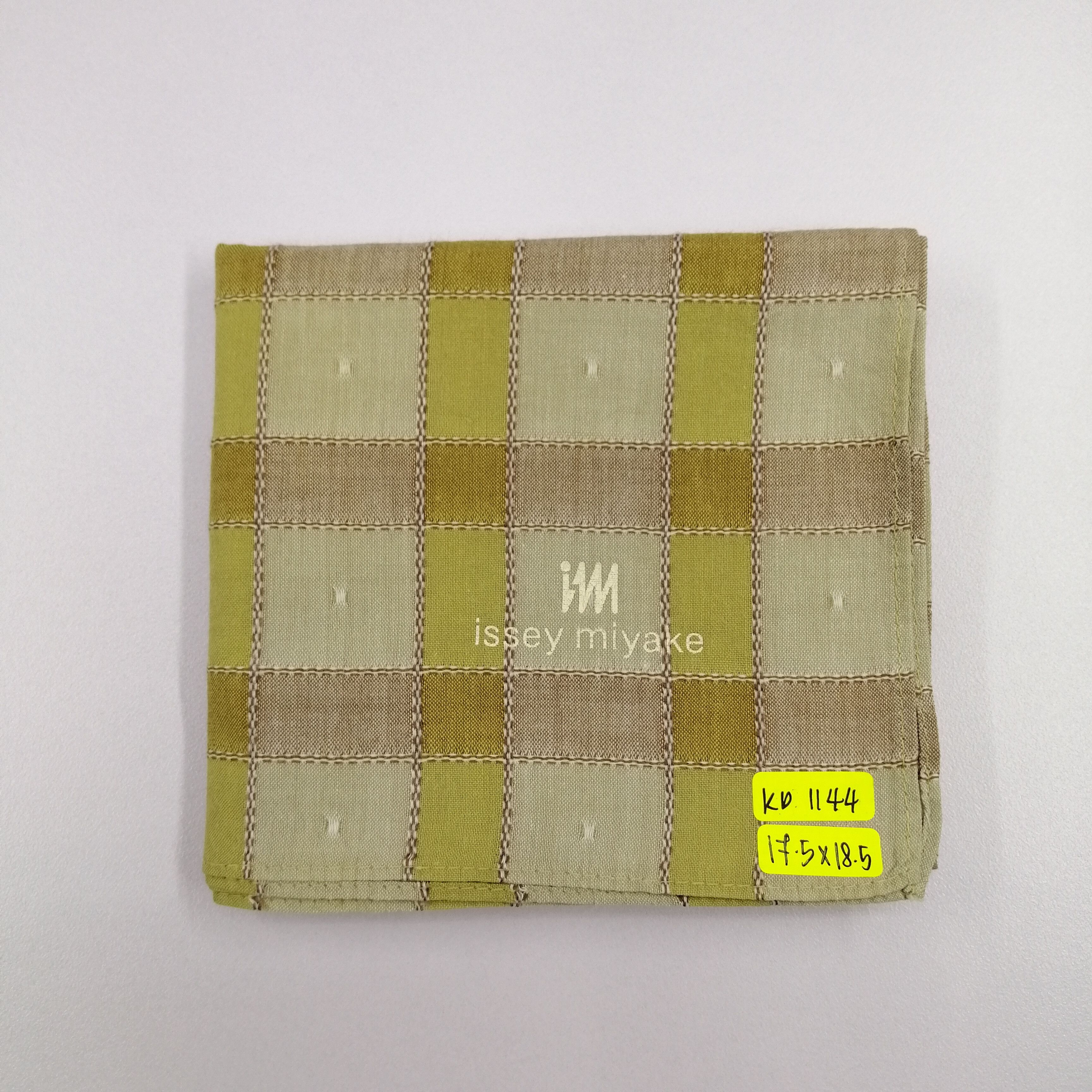 Issey Miyake × Vintage Issey Miyake Handkerchief/Neckerchief/Bandana-KD1144 Size ONE SIZE - 6 Thumbnail