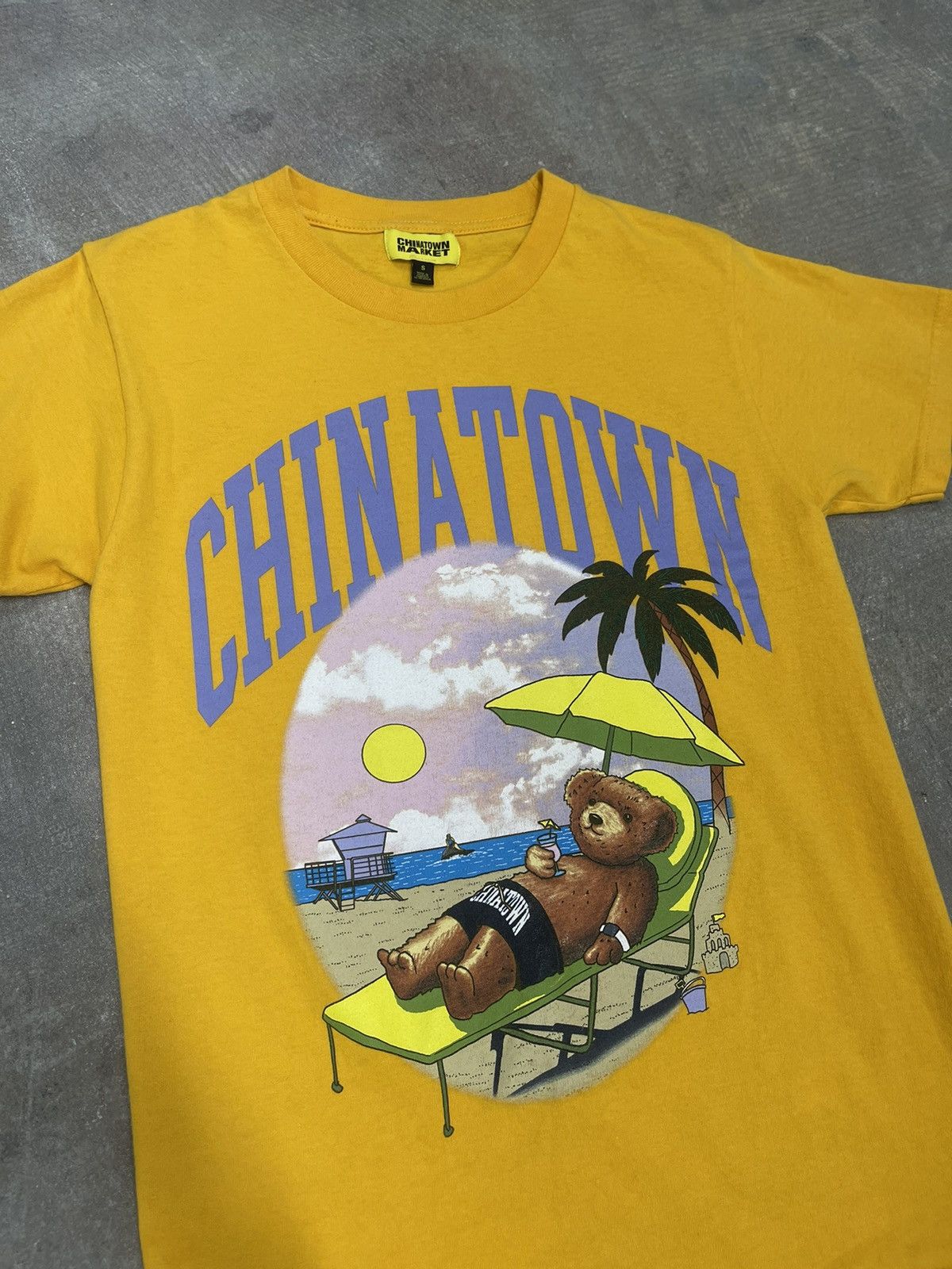 Market Chinatown Market Lazy Bear T-Shirt mens small Size US S / EU 44-46 / 1 - 3 Thumbnail