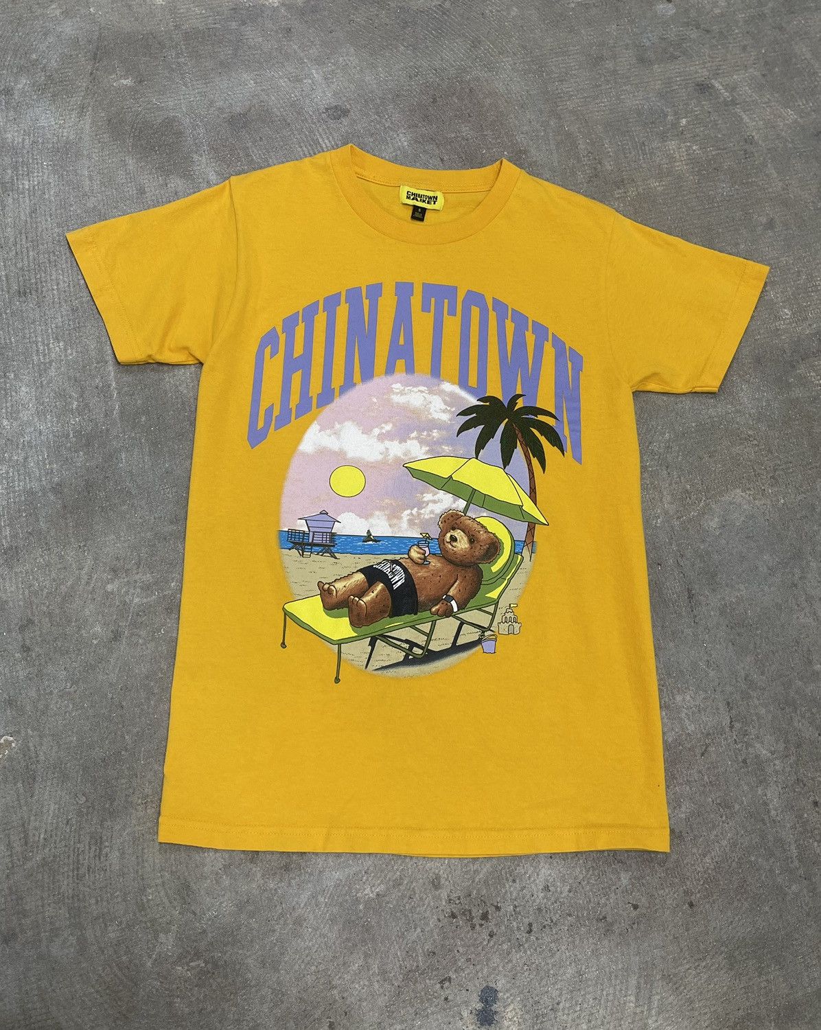 Market Chinatown Market Lazy Bear T-Shirt mens small Size US S / EU 44-46 / 1 - 1 Thumbnail