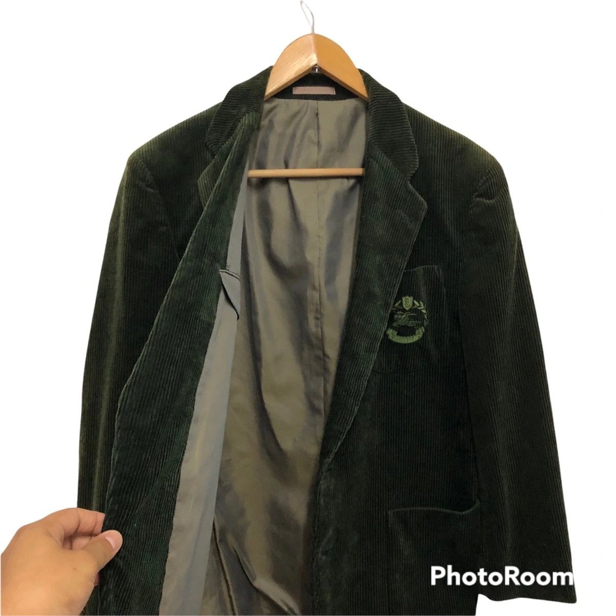 Burberry Offer Very Rare corduroy coat / blazer big logo fit like M Size US S / EU 44-46 / 1 - 6 Thumbnail